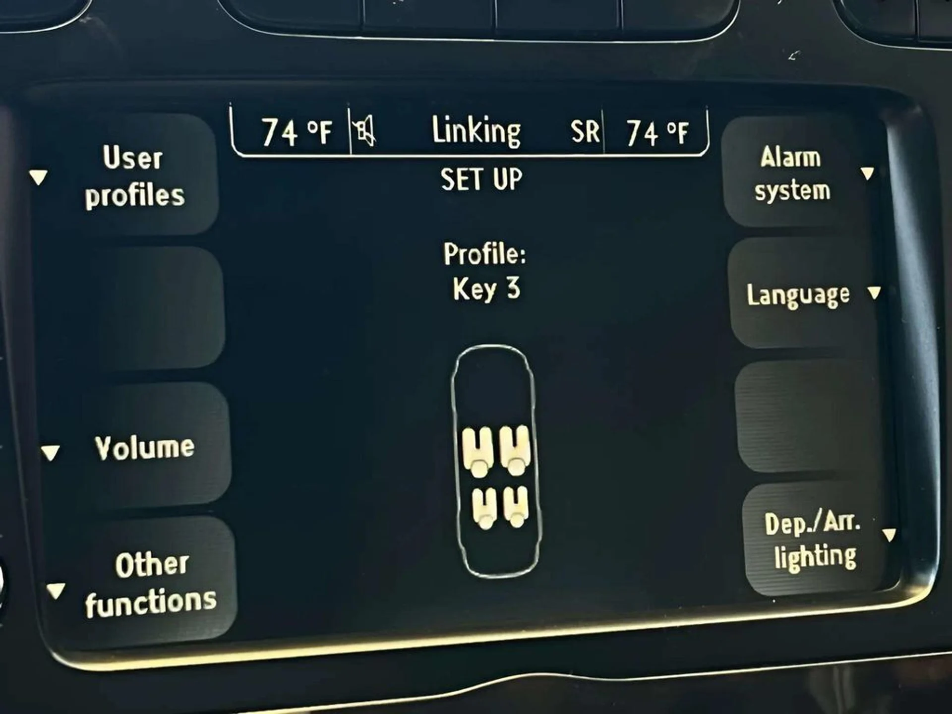 mph022_2072566990_i4kx5im1ih8blckptiu0eynzuun2_e64784f1d0