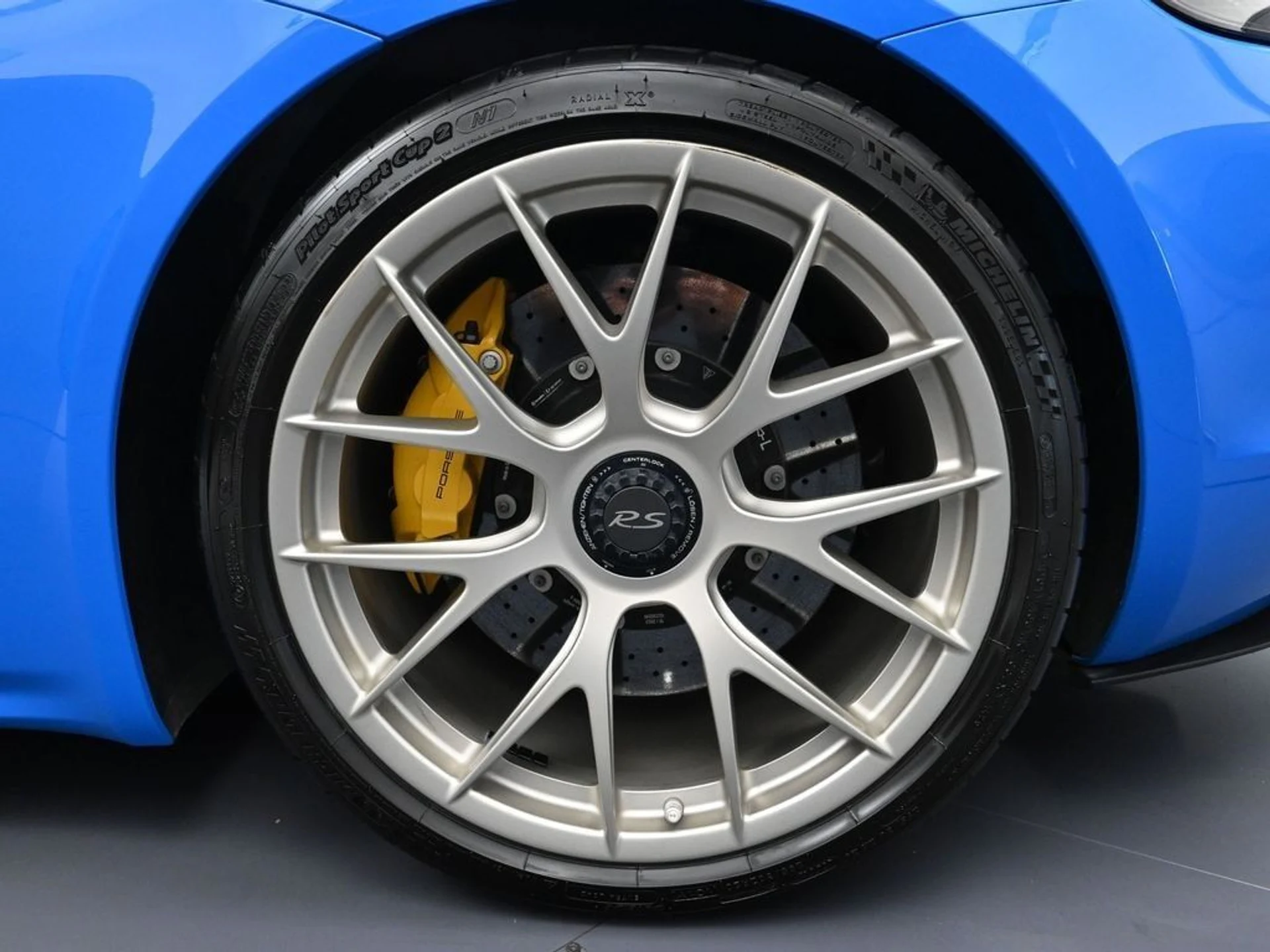 mph022_2077823412_dbb03b8e701e82fe492a5a8978d05184x_fc3f7b7fd6