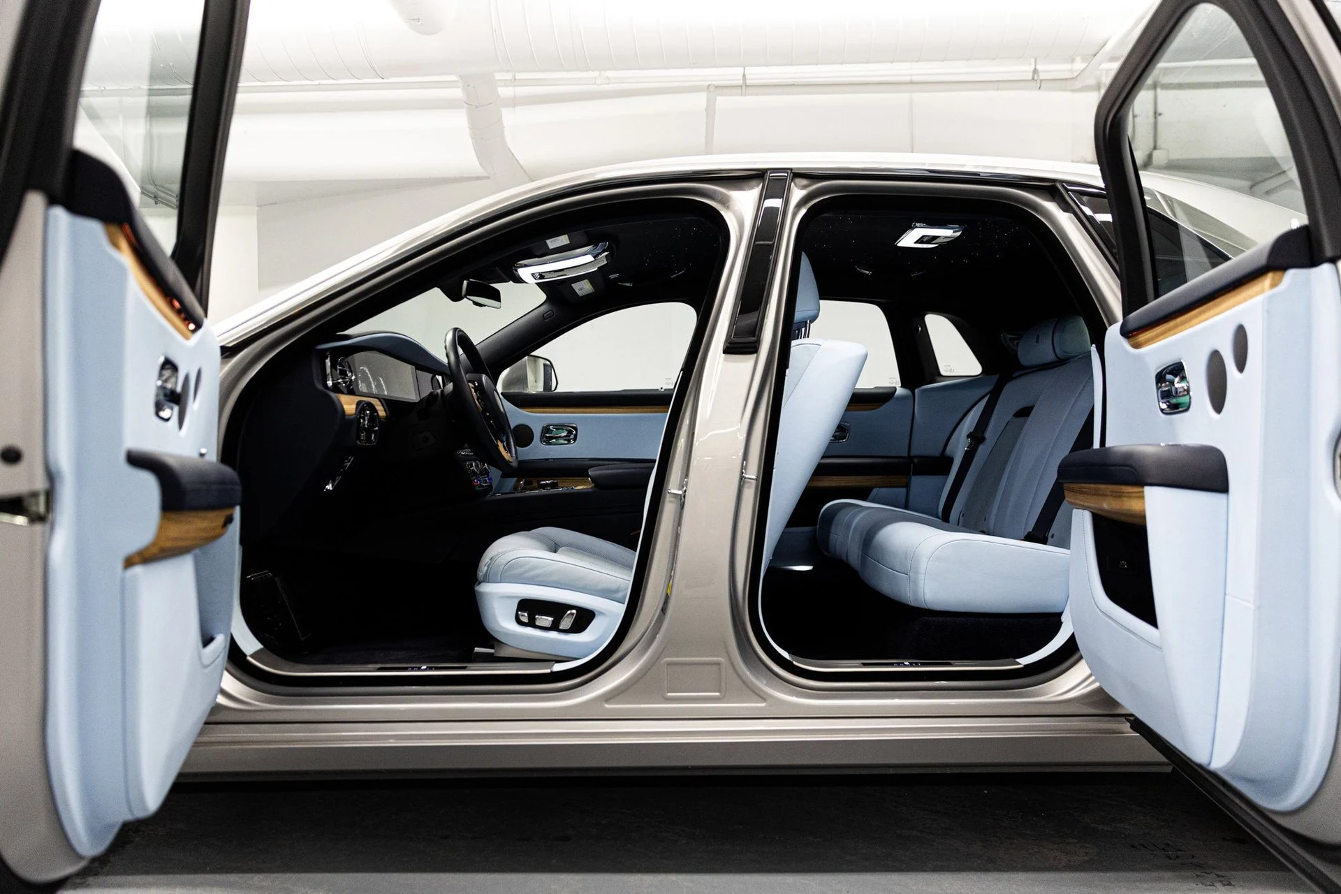 mph022_2080177721_074cbf30f15f0678040250df2862e76bx_07b443c328