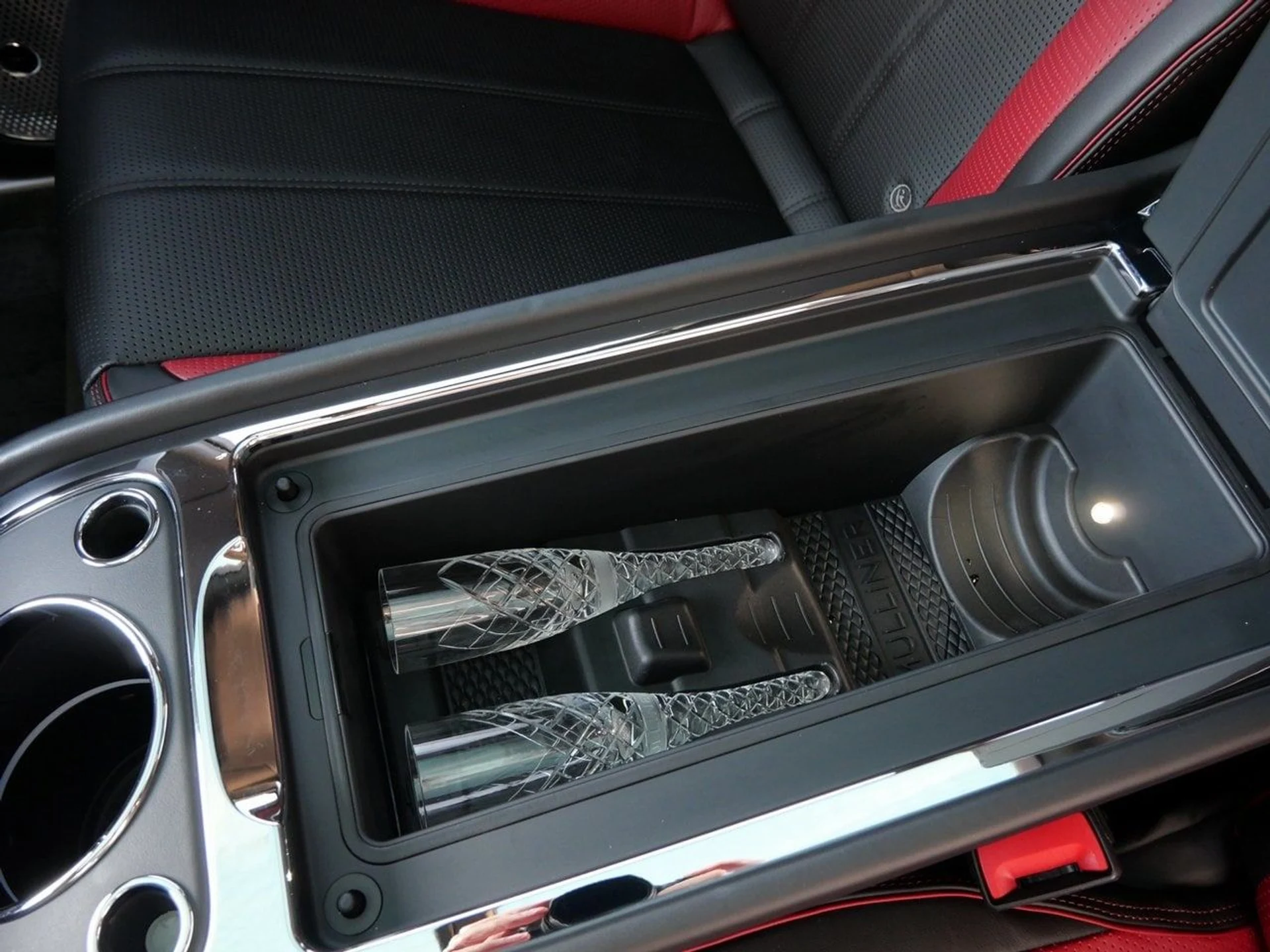 mph022_2081454201_44014fa04e8fc42792ceec6476ebd88bx_d63252ae95