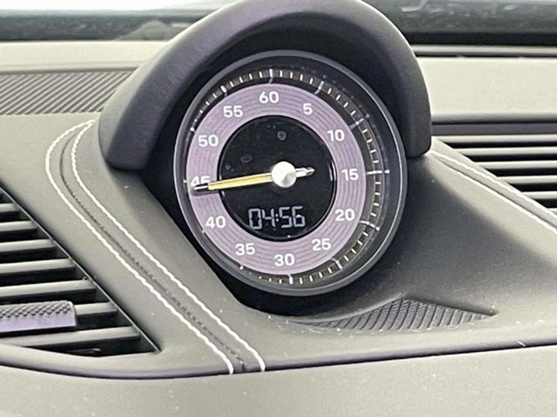 mph022_2084838168_6_EHA_Ujb_Xzbl6lkq_0r_N_7nm_D4_B0_65db4349c1