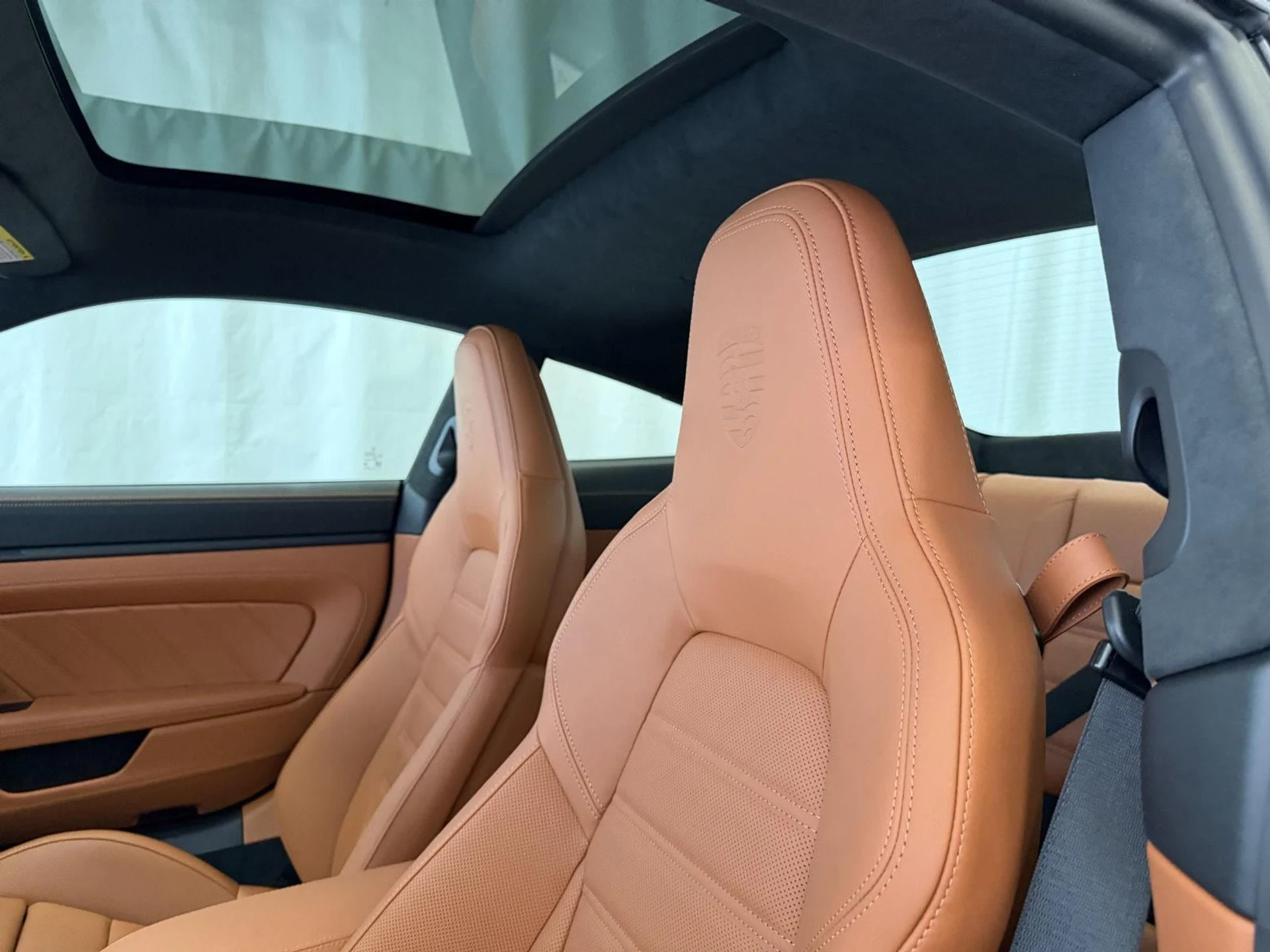 mph022_2084937663_b4c5cdda3918f5dad4b553523d6149dbx_1fe0dd36cd