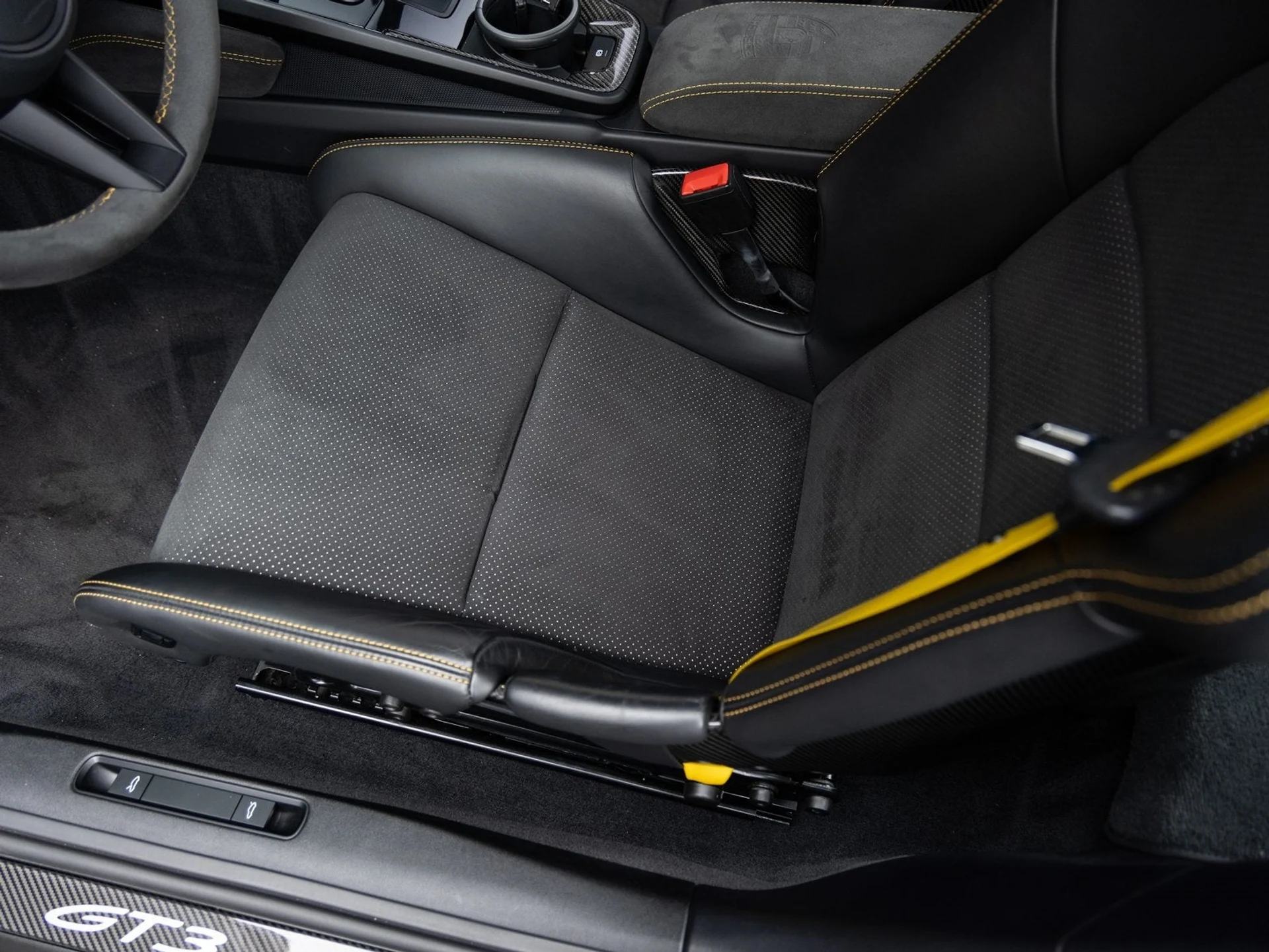 mph022_2093784332_23_679889dc0b