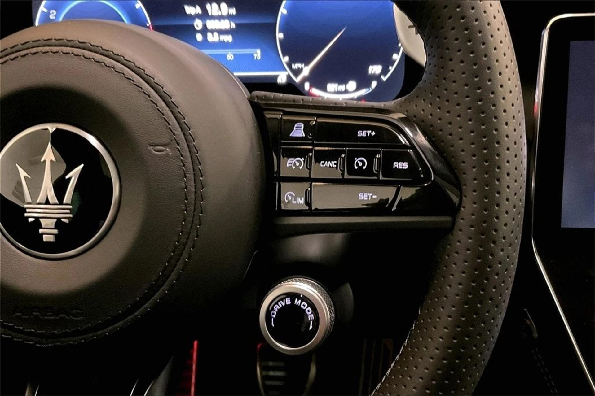 mph022_2095703038_cfbf9fa7da4ceefaa7b078171b3ff35fx_7152b58468