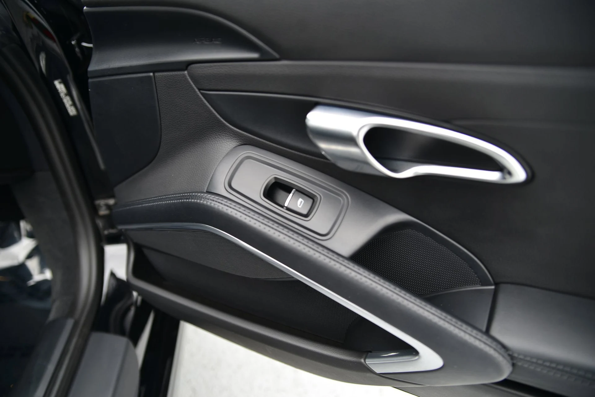 mph022_2096239017_4a551a25cb025659bb7137cc394a8df7x_88629f1cf7