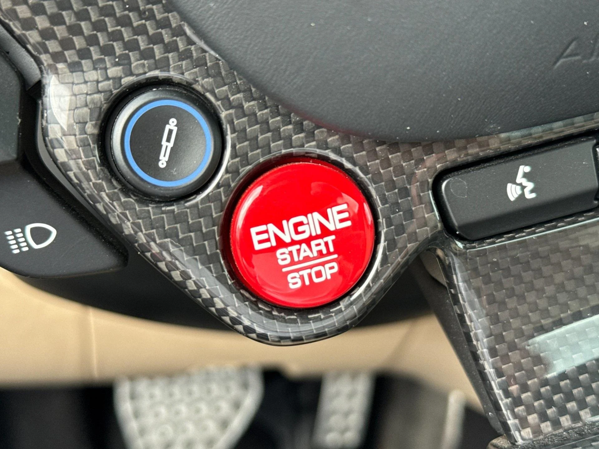 mph022_2097390227_Used_2019_Ferrari_Portofino_1769594639_7a061043c6