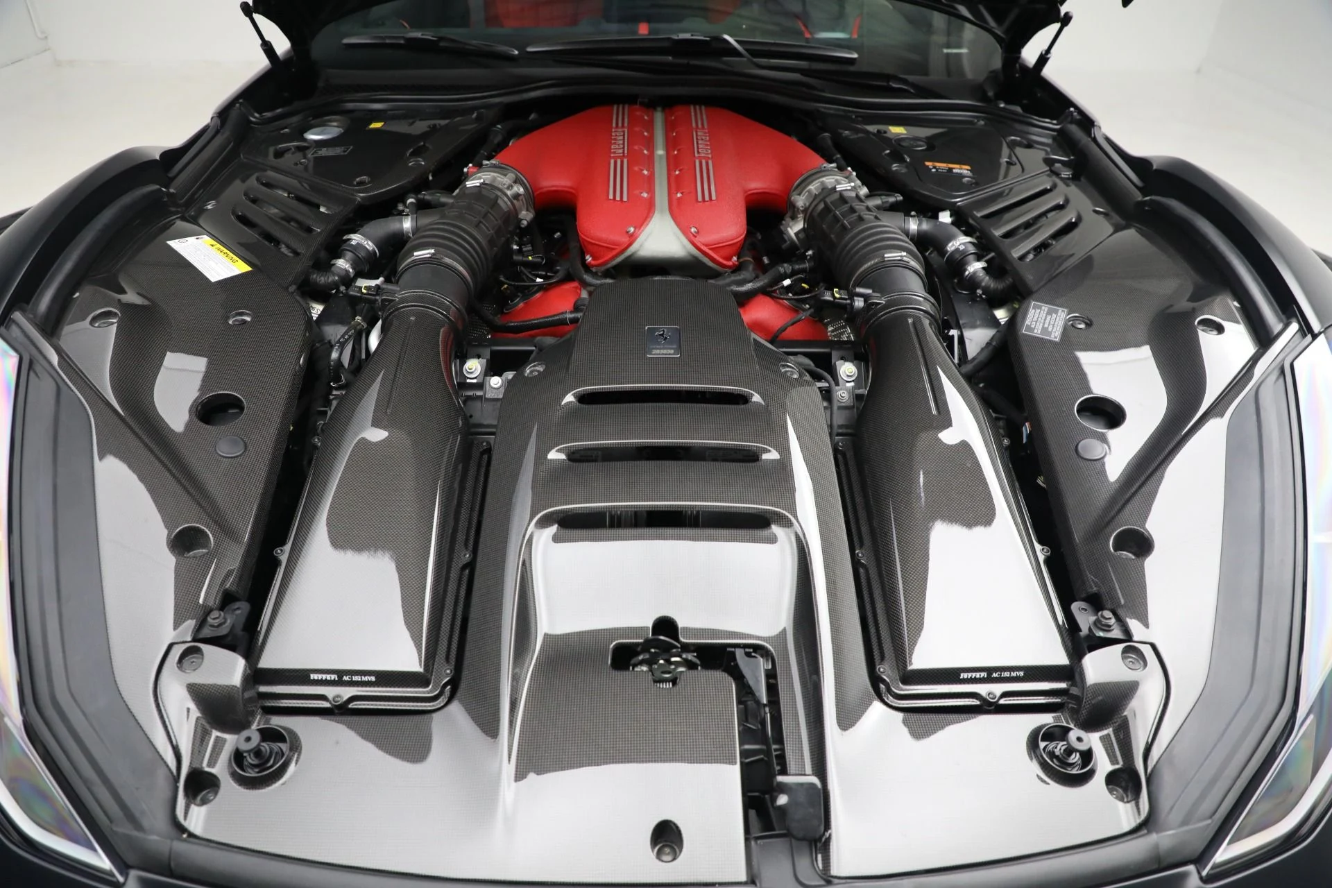 mph022_2098077923_Used_2022_Ferrari_812_Competizione_c658d221f3