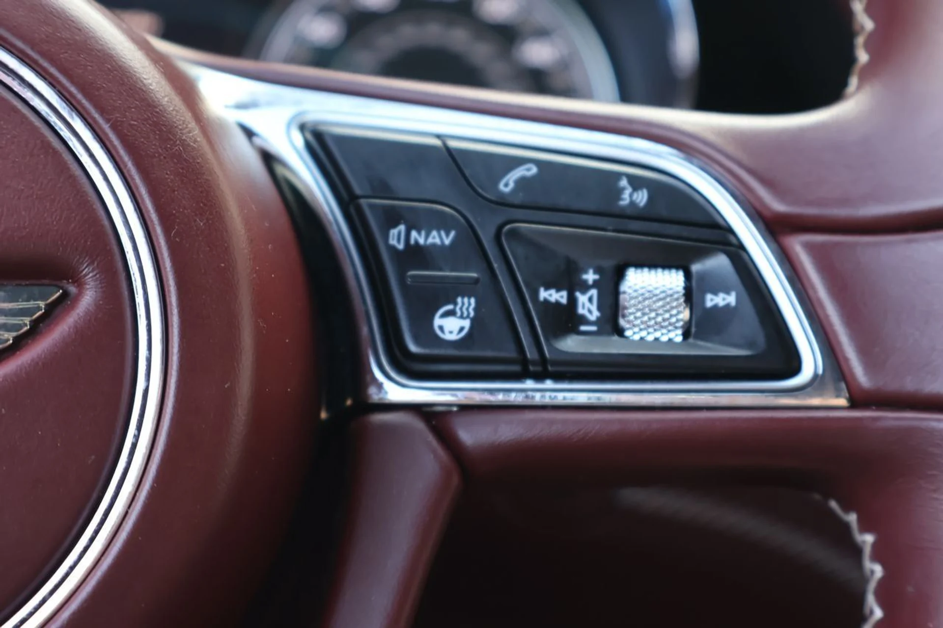 mph022_2098701658_23_72c2412efb