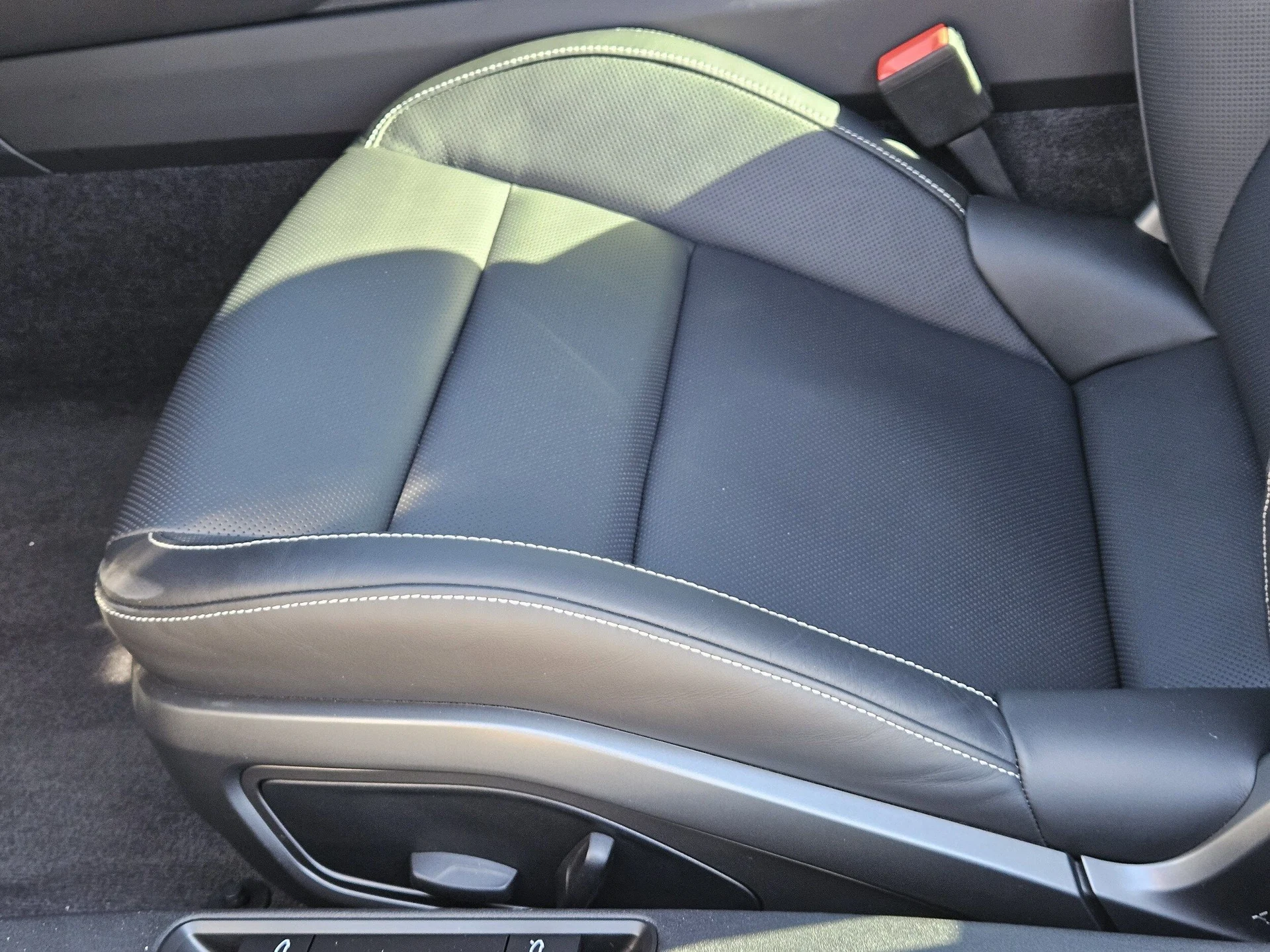 mph022_2099353241_554c90072d6a6900adebb6a324570981x_7bbd6ec39a