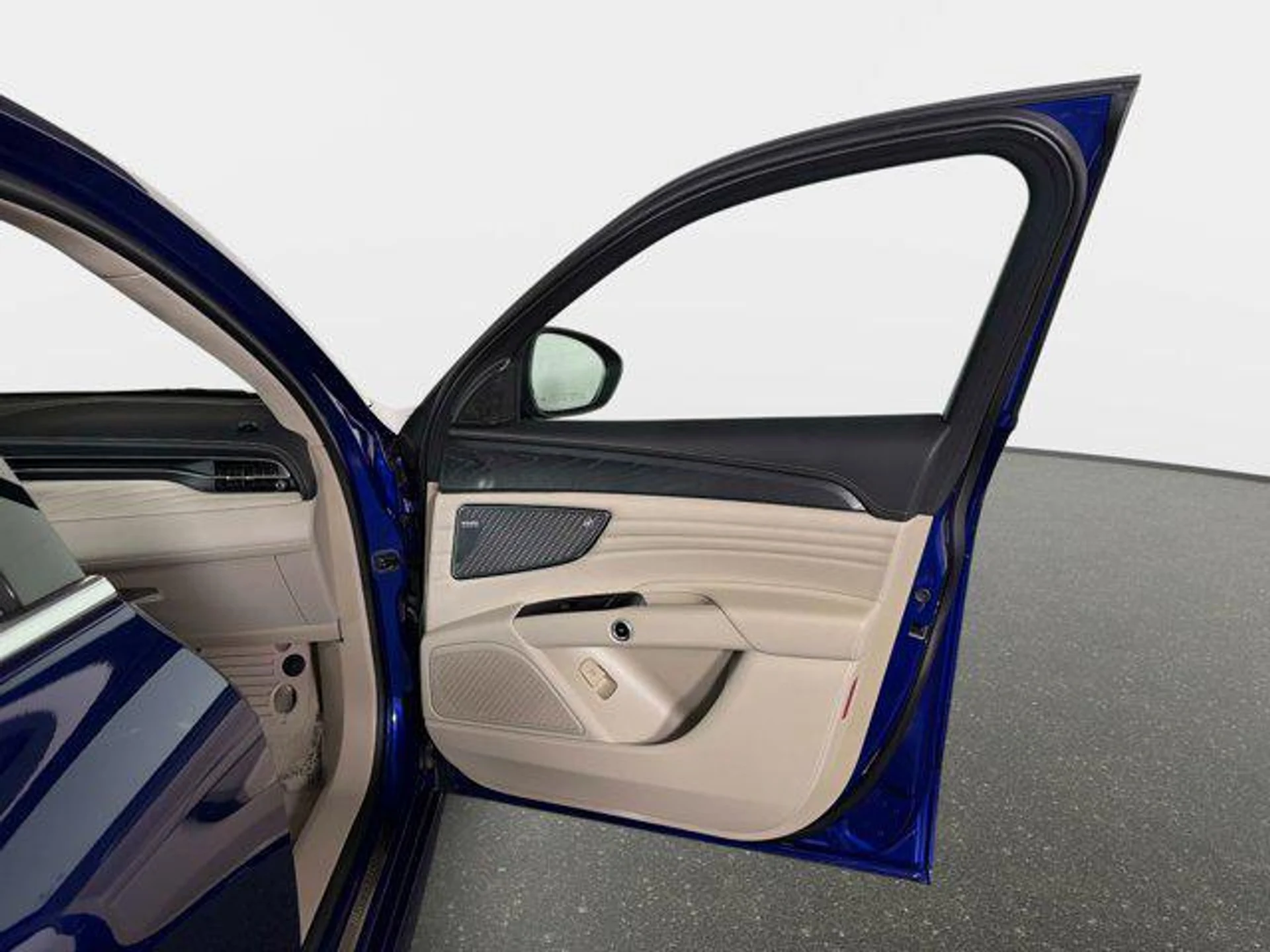 mph022_209982030_f_XW_Jx_B_Zw_Tyrwh_SY_Xwa_Nk6_Qvkijc_7da950ae79