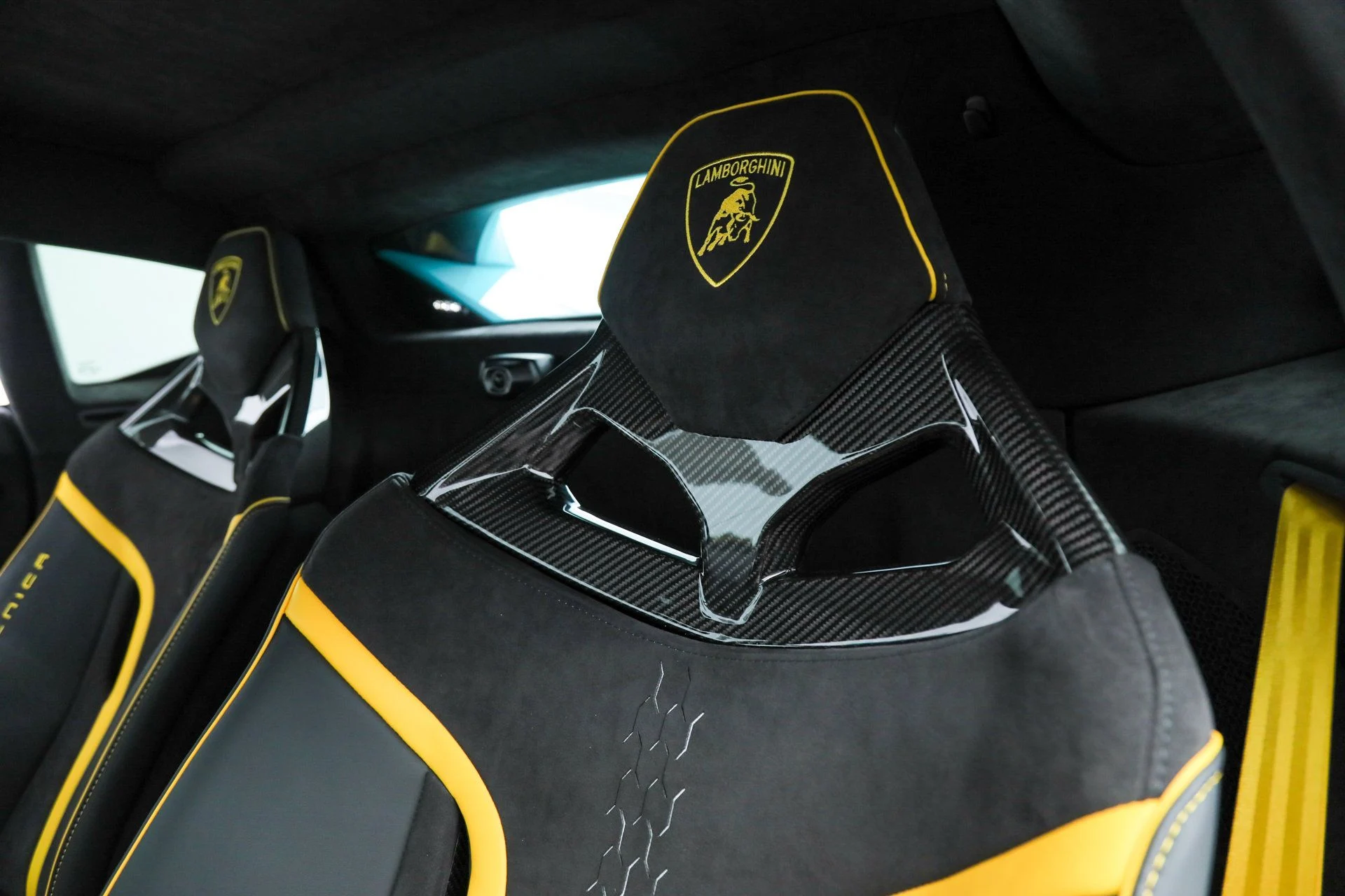 mph022_2103152561_e2bf775f27d6be72e418475d6059371d_95a712834d