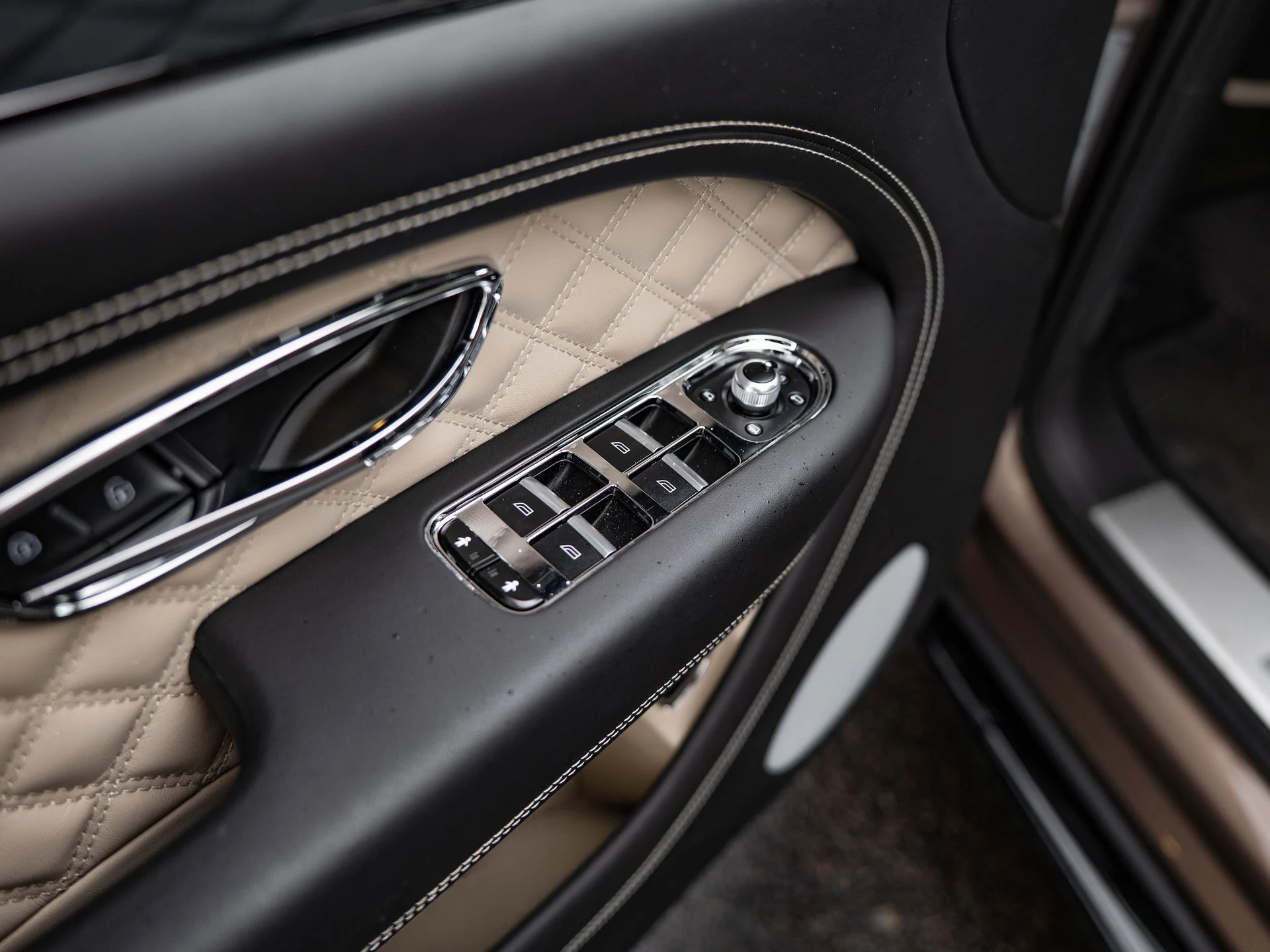 mph022_2104626755_f2d742a7937540f68a7a17e5c2e6be4b_fe67afb632