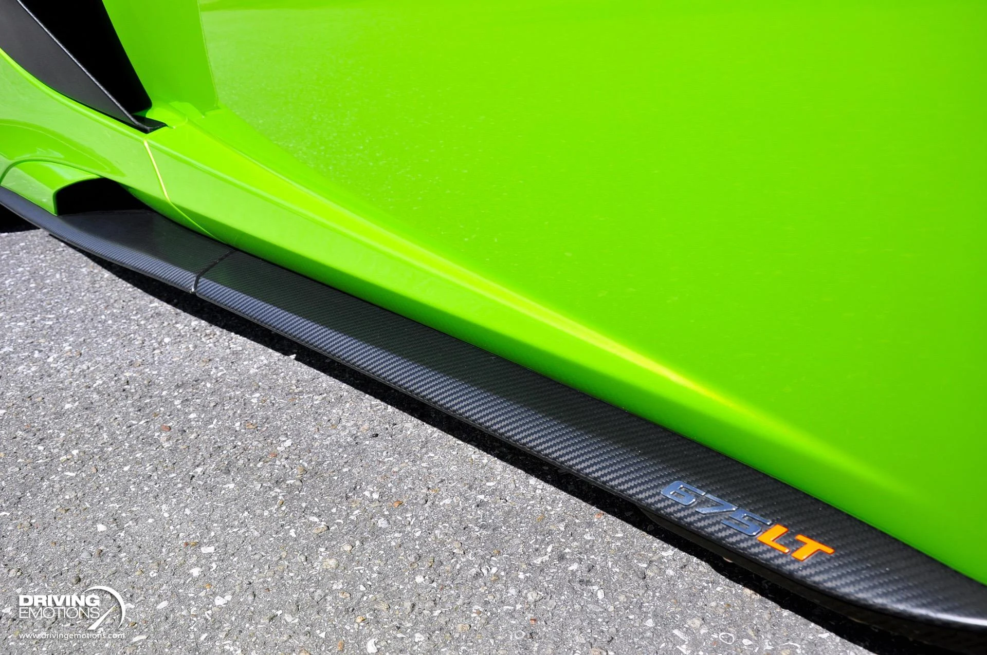 mph022_210586815_855_p23_l_54e8b9ddf0