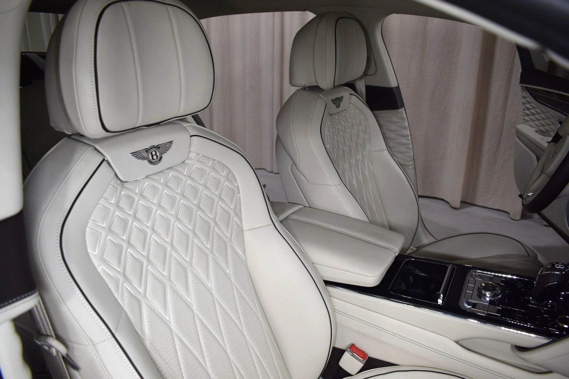 mph022_2109500178_c049f9683fda2722a8f49cd0e4ea8bf7x_05c4de0a4b