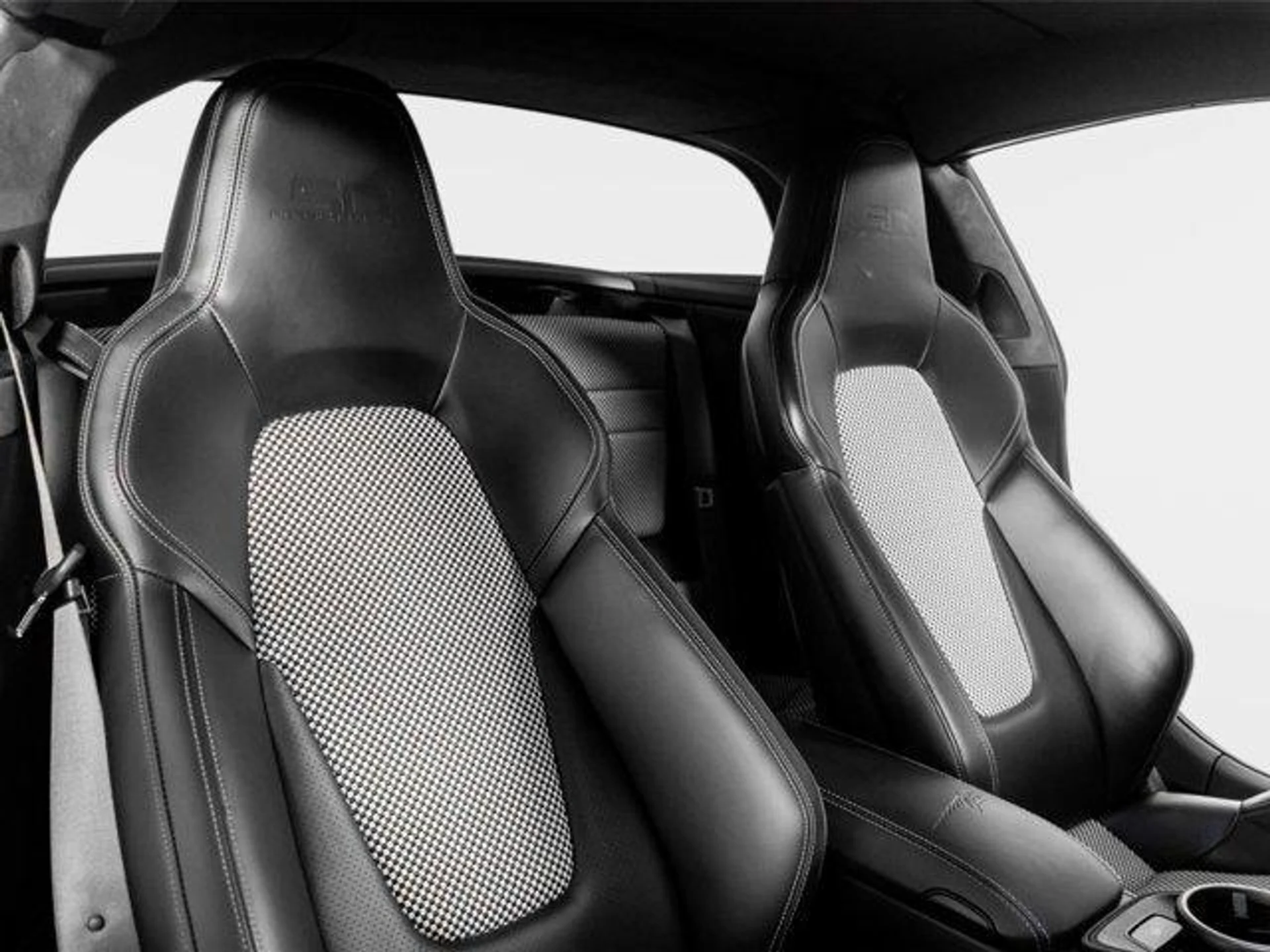 mph022_2113991375_Wa_Q0_Ye_GV_Vo9_Kgw4_WJ_1nam_Qs_GZU_ed0dbf6c73