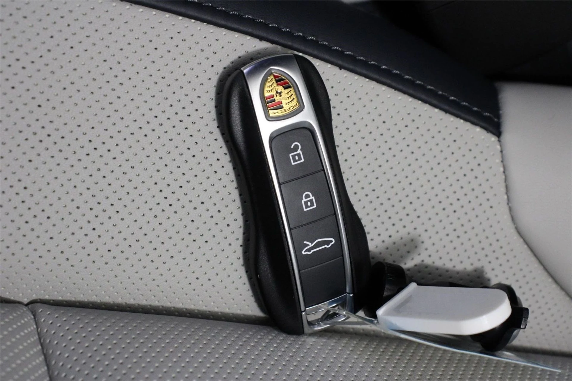 mph022_2120075356_eb8db338750af9da88e7dbb3983b6559_612b51753e