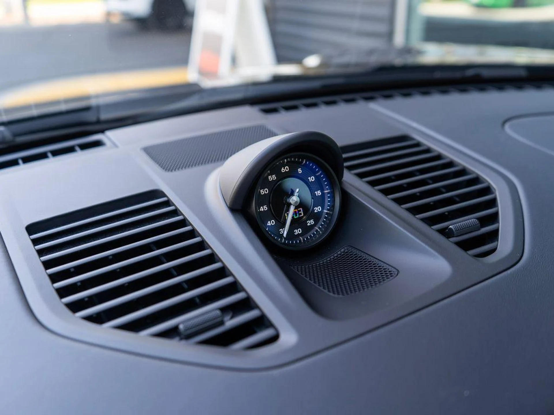 mph022_2127442487_O3axvey_U_Mz_Zt_Ge_Q_Ll_Au_GVY_u_Wk_8c38ed76f5