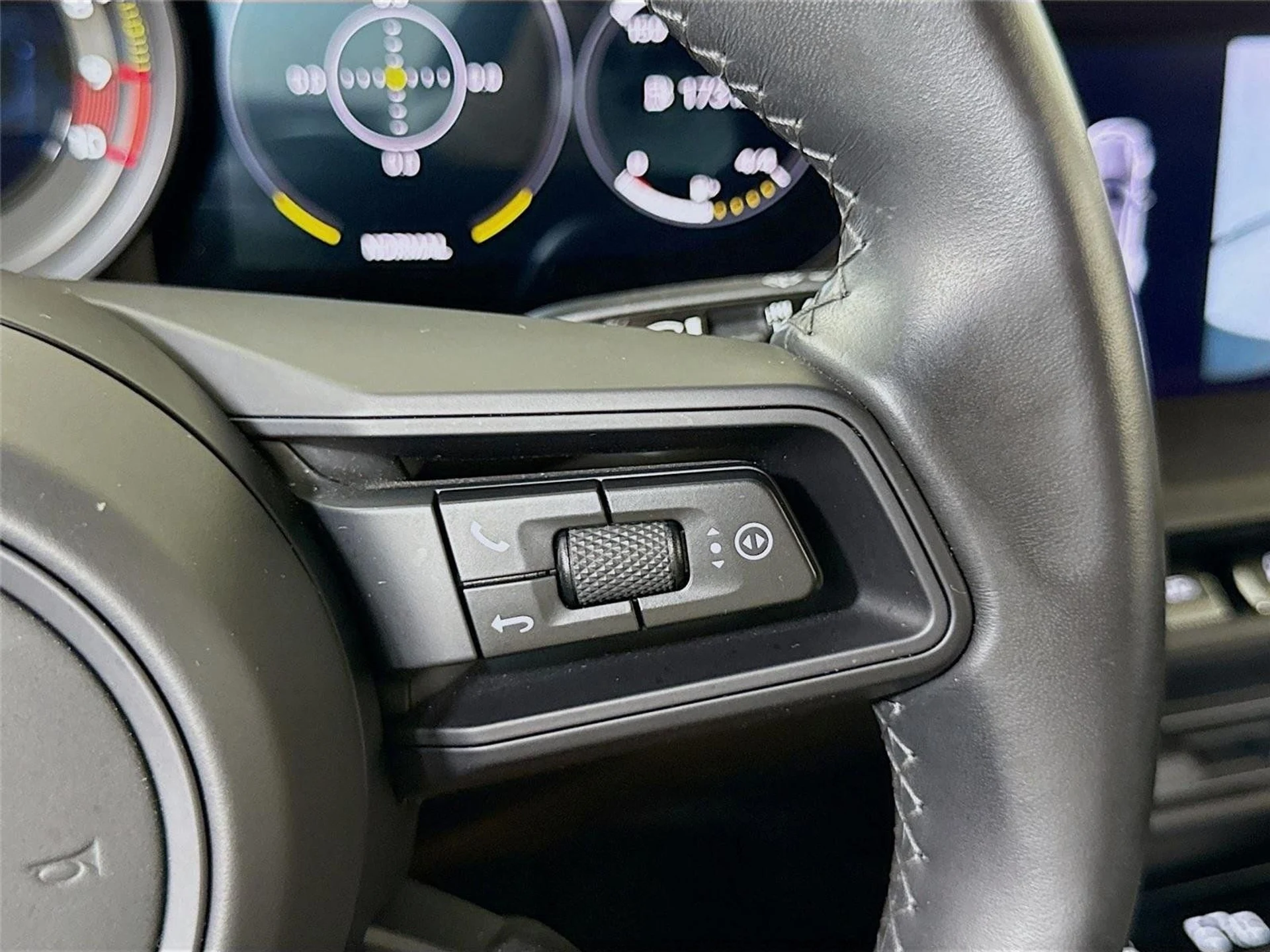 mph022_2129239437_664e218e49a85a0b57ba3d600d6045ac_e2f4787d36