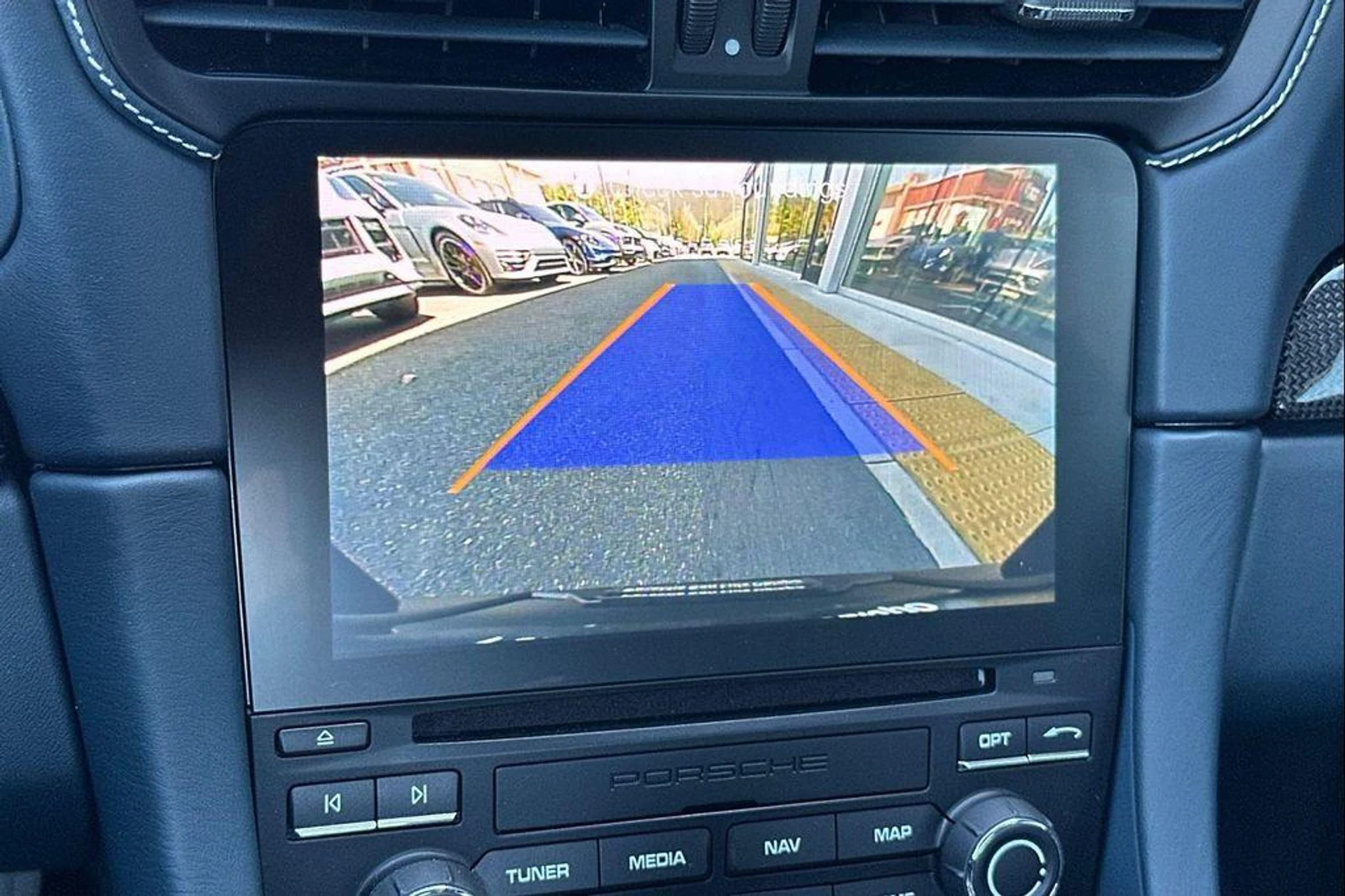 mph022_2133798986_phex_Uipal_B_Bawh_XH_XF_Hxp_J_Et3_Q_963788e335