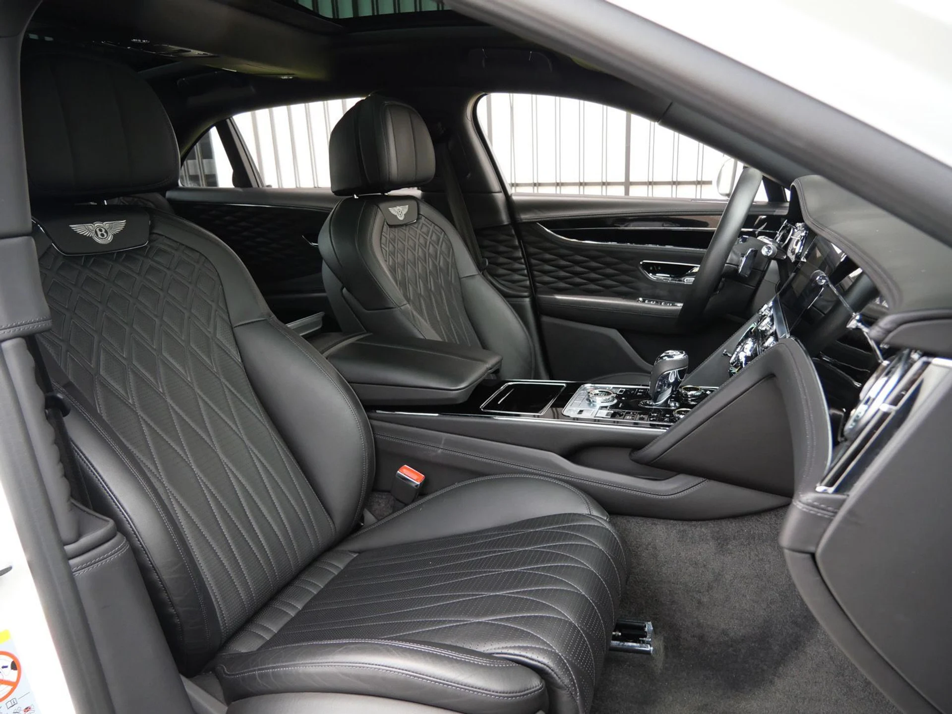 mph022_2134971962_2a0bfcd547f8d737abc5aa99c5f4b354x_fe85baa1e4