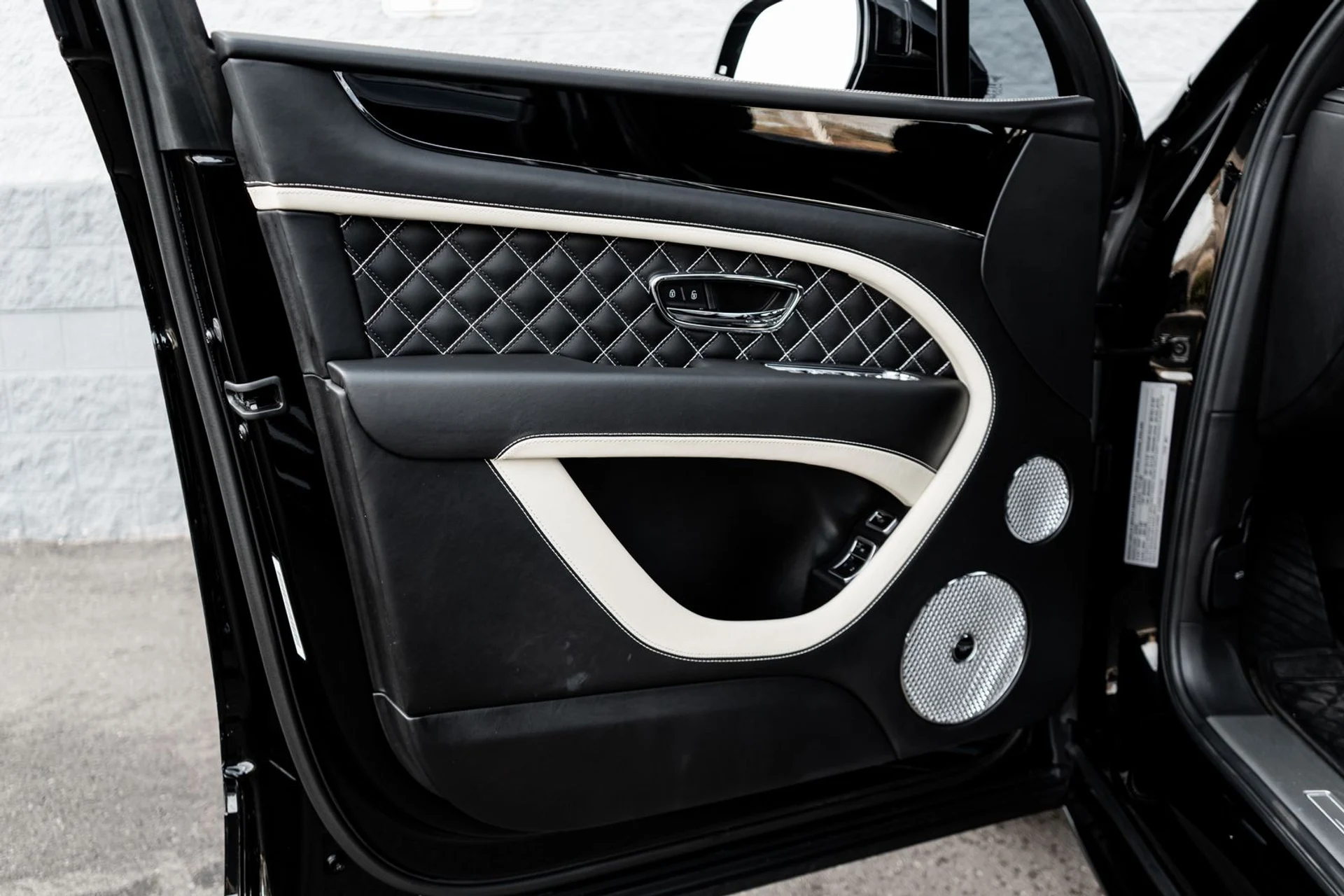 mph022_2149694974_25468e77_b31d_474d_890c_eb29ec8da8cc_15d02d1507