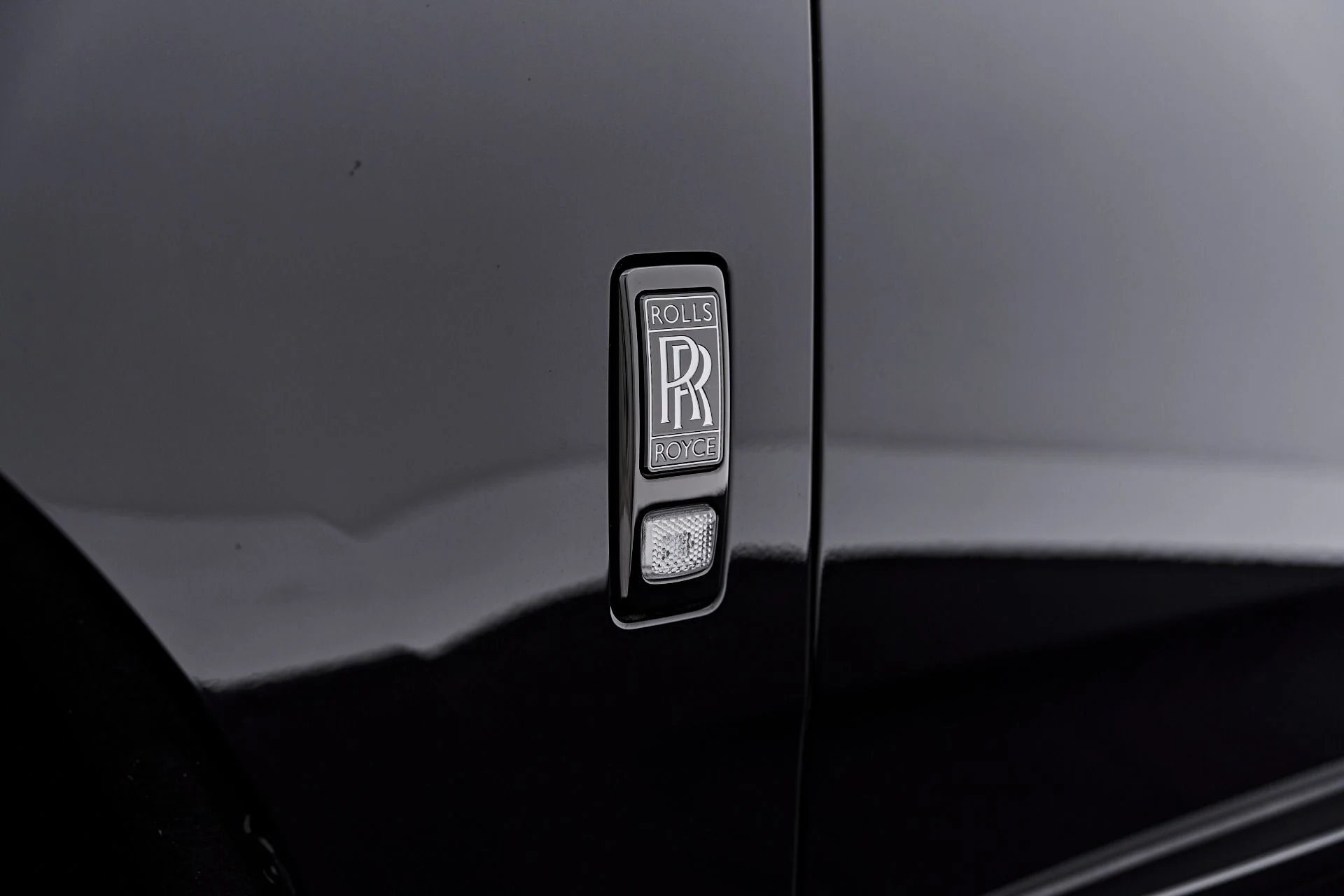 mph022_2155285471_Used_2026_Rolls_Royce_Cullinan_Black_Badge_1788313528_e90f6f0f86