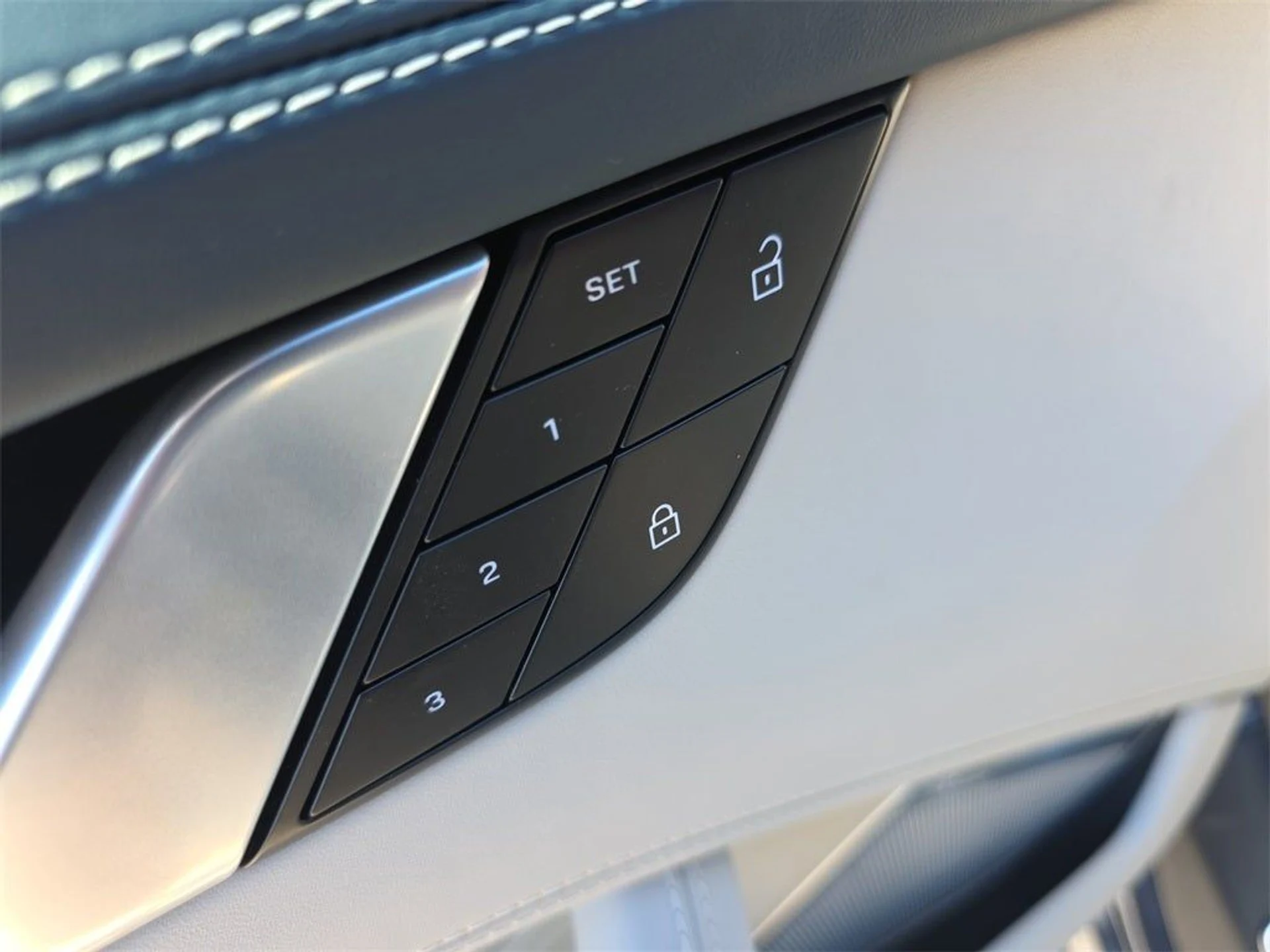 mph022_2156274856_23_c7f384d929