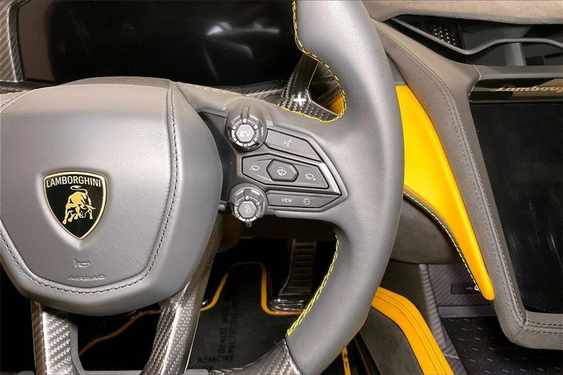 mph022_2157461059_669a0b9f4084587f052bff0560080259x_dfc5015c6a