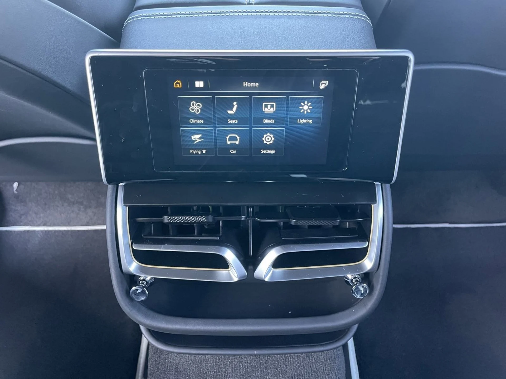 mph022_2158198588_b83f1d8ecb76162814ca6e7b99cc102ax_da4f9089d4