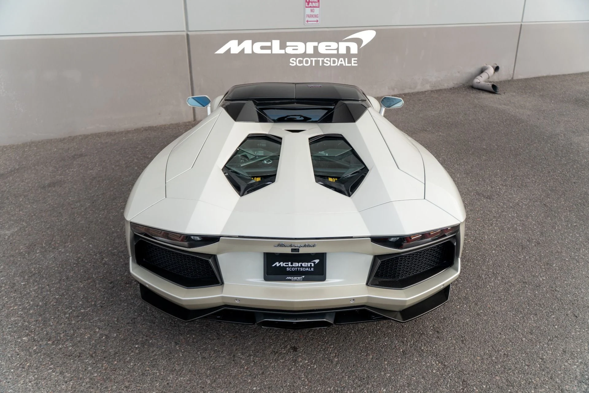 mph022_2161904333_Used_2015_LAMBORGHINI_AVENTADOR_LP_700_4_1771652889_261654b16c