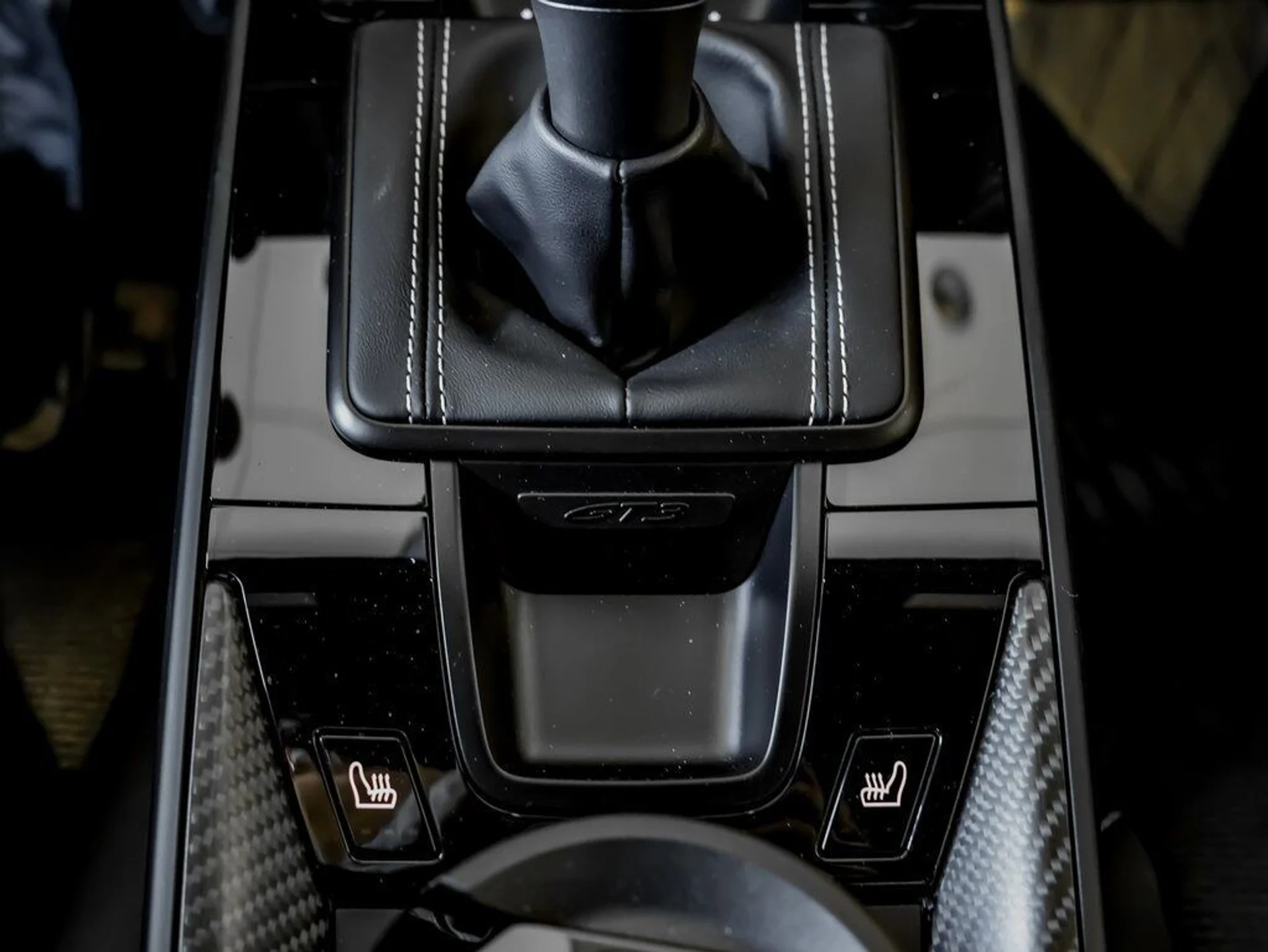 mph022_2166630422_dec394cfa199ab794246de5fe2fc5948_ebd845d828