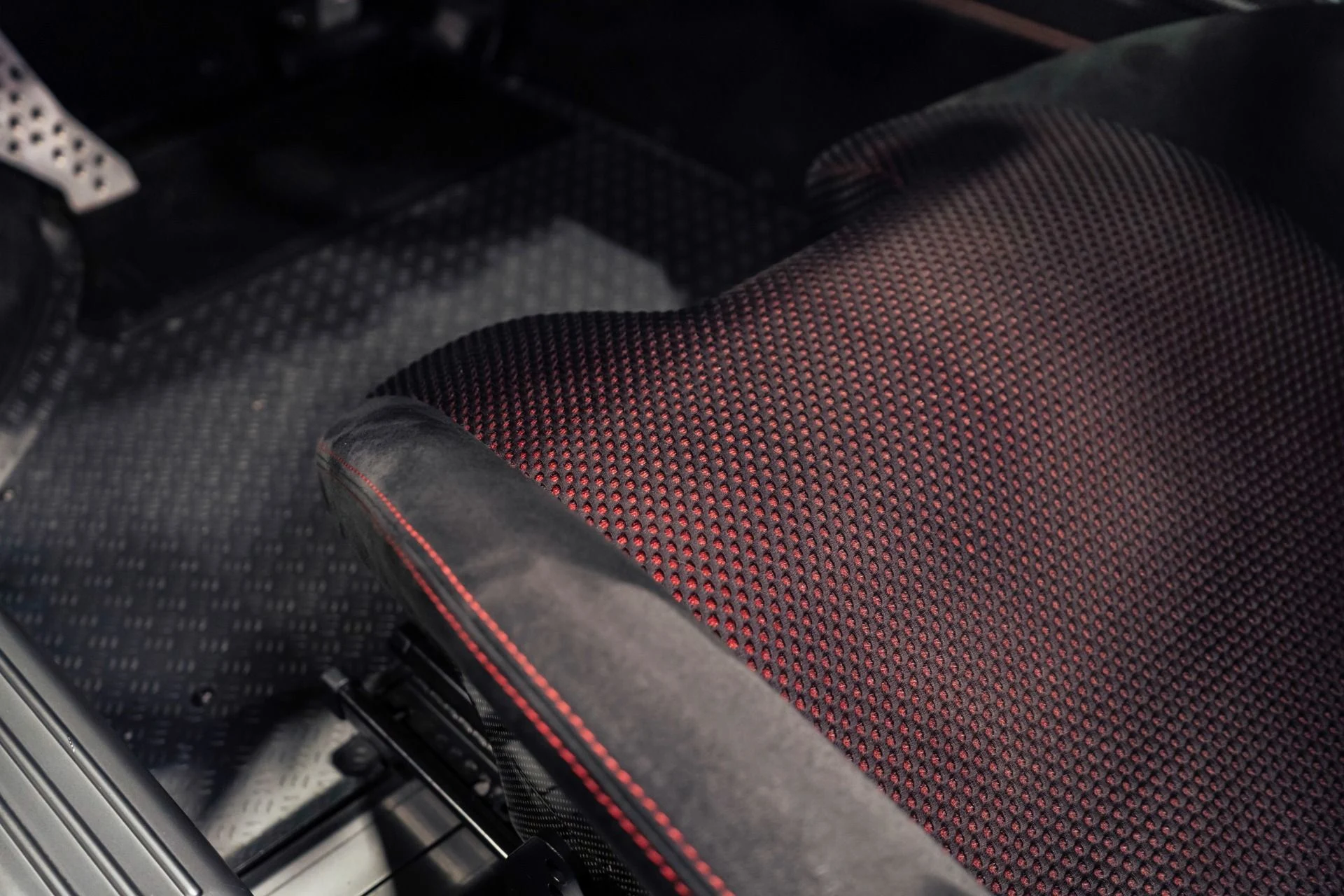 mph022_2166888621_Used_2008_Ferrari_430_Scuderia_1772202597_13292887c9