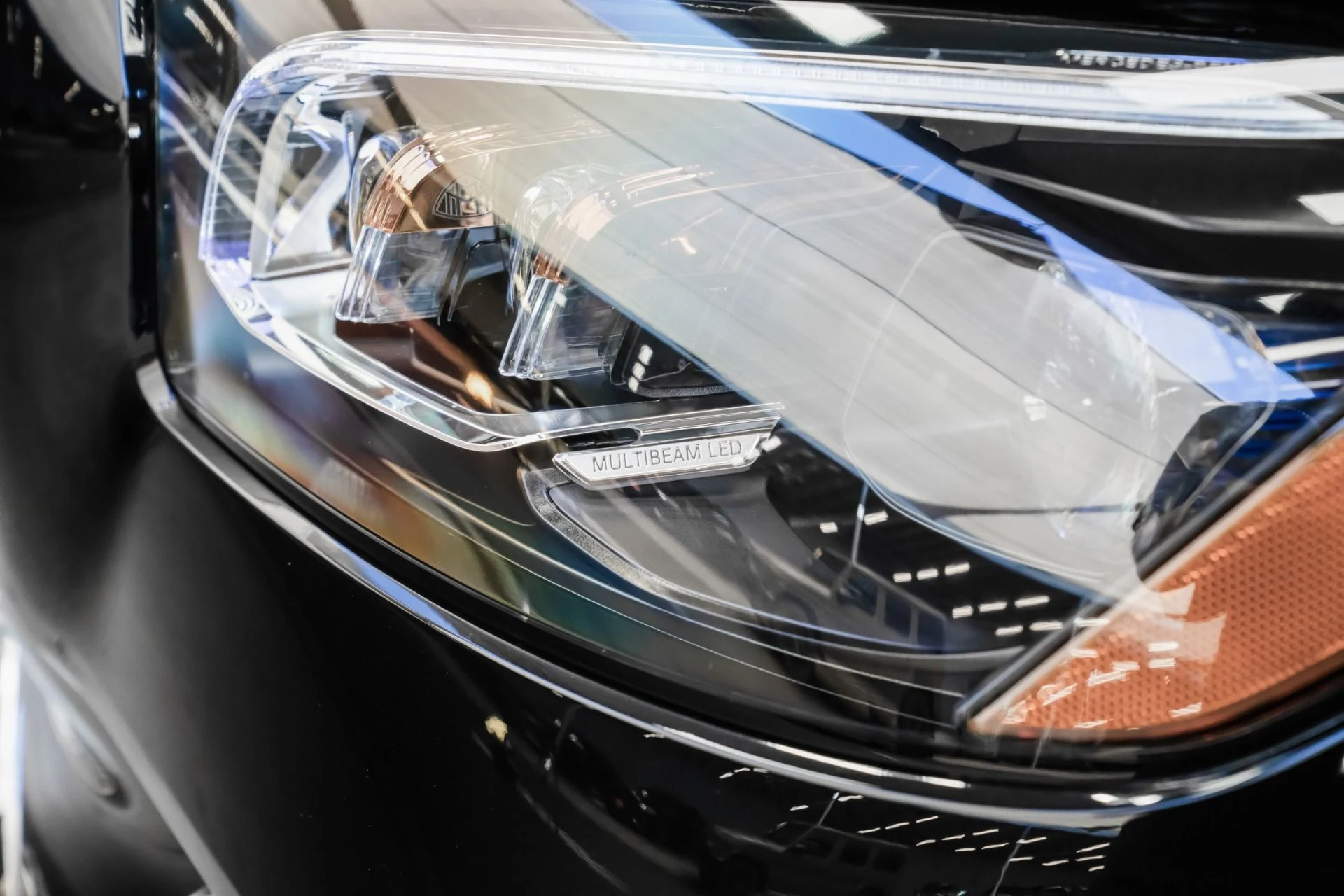 mph022_2167479988_Used_2025_Mercedes_Benz_Mercedes_Maybach_GLS_600_4_MATIC_1762198901_56e3516915