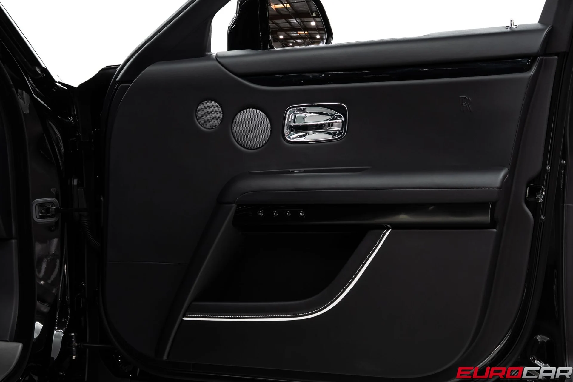 mph022_2167614983_23b4895a_bbd8_4a14_8f55_a4996edb6142_aced51d459