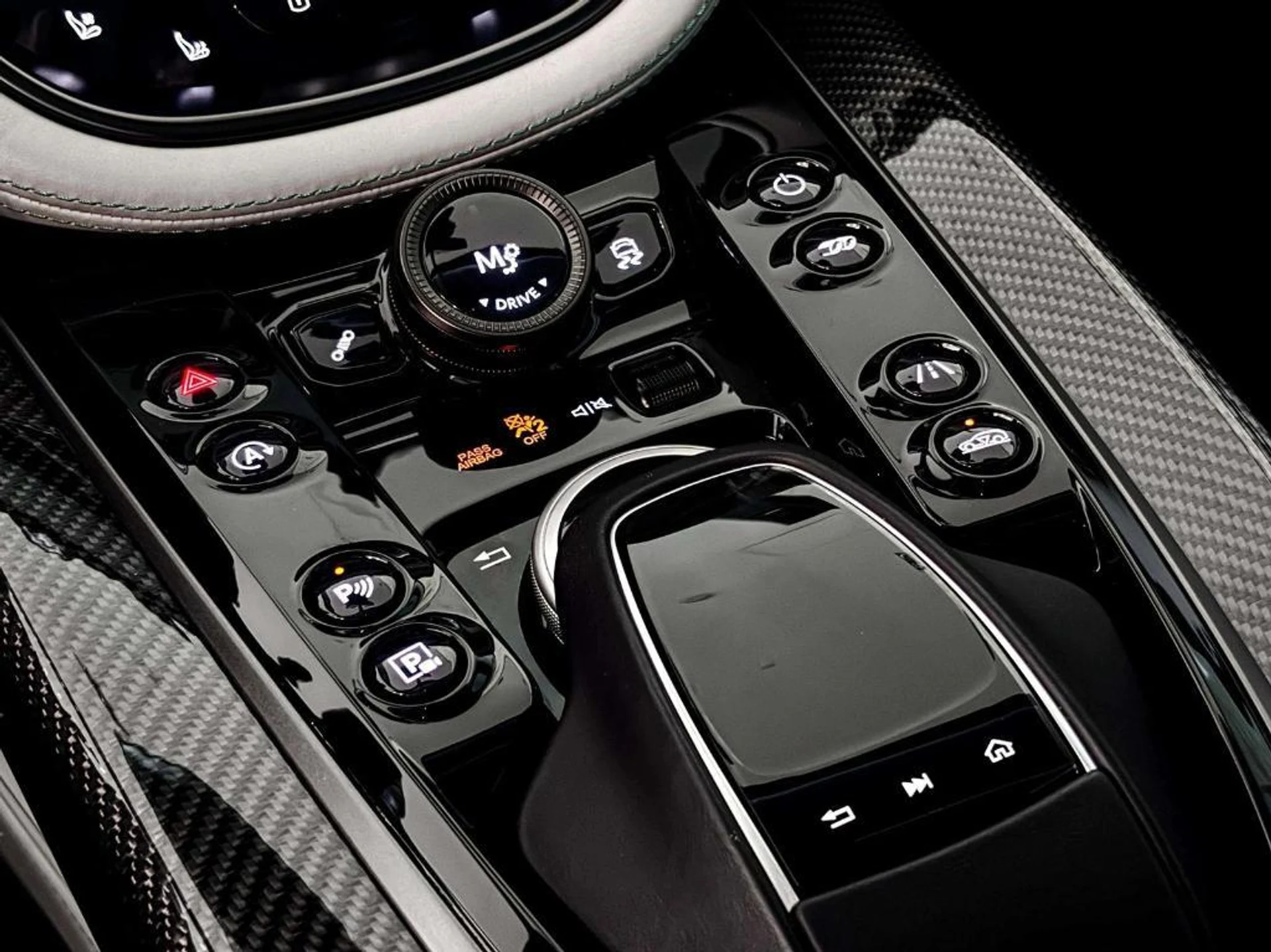 mph022_2176188480_P_Eu_Yq_50j_4_Xshig_XNZBRG_6ys_Q_26ae806ff9