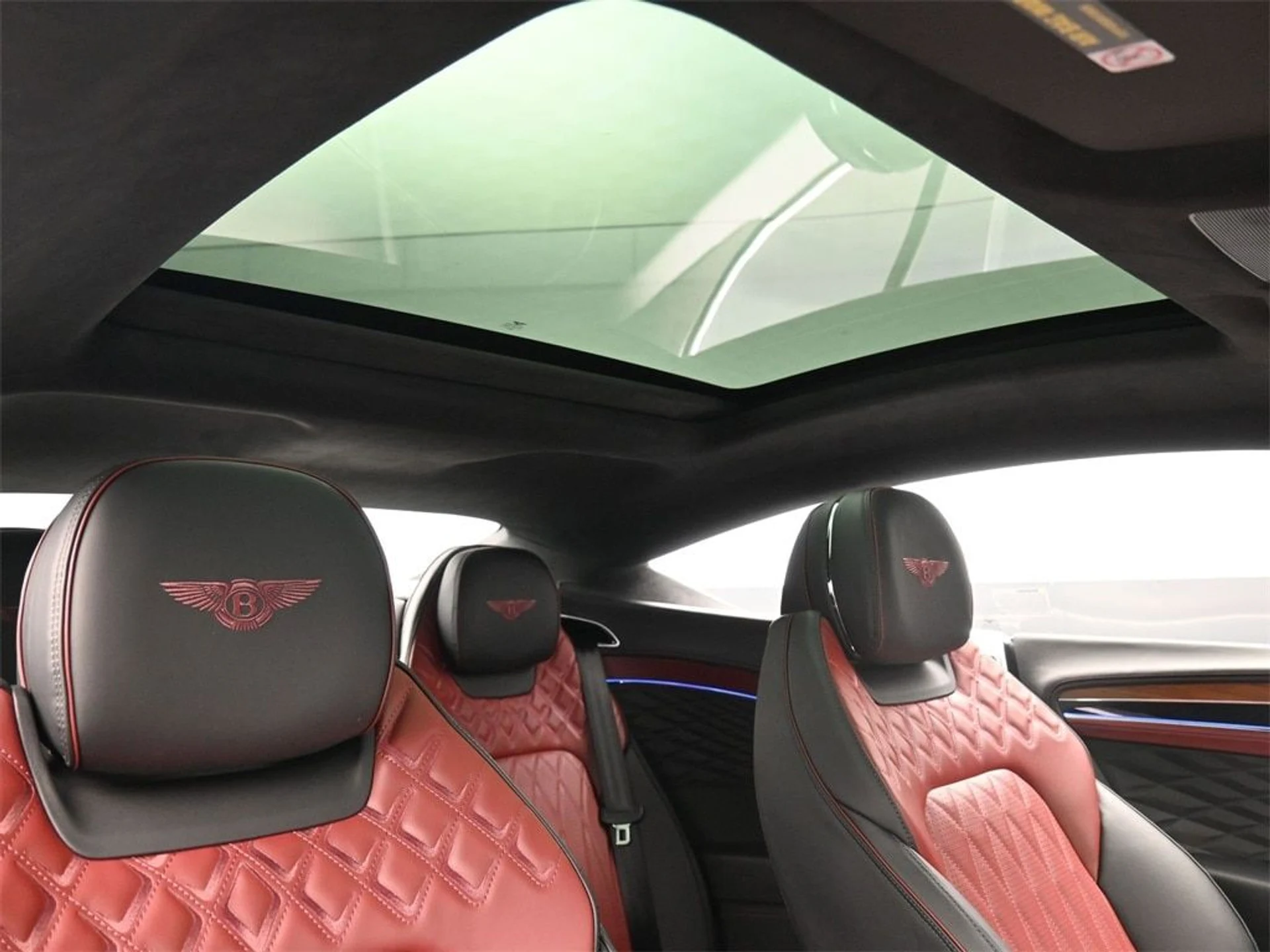 mph022_2181434476_8a686a0407b97795f472743ec3e0d834x_b9b2f22e64