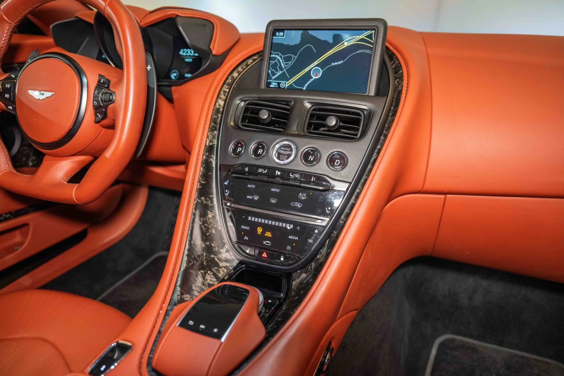 mph022_2183228621_Used_2019_Aston_Martin_DBS_Superleggera_1726670802_bd97695033