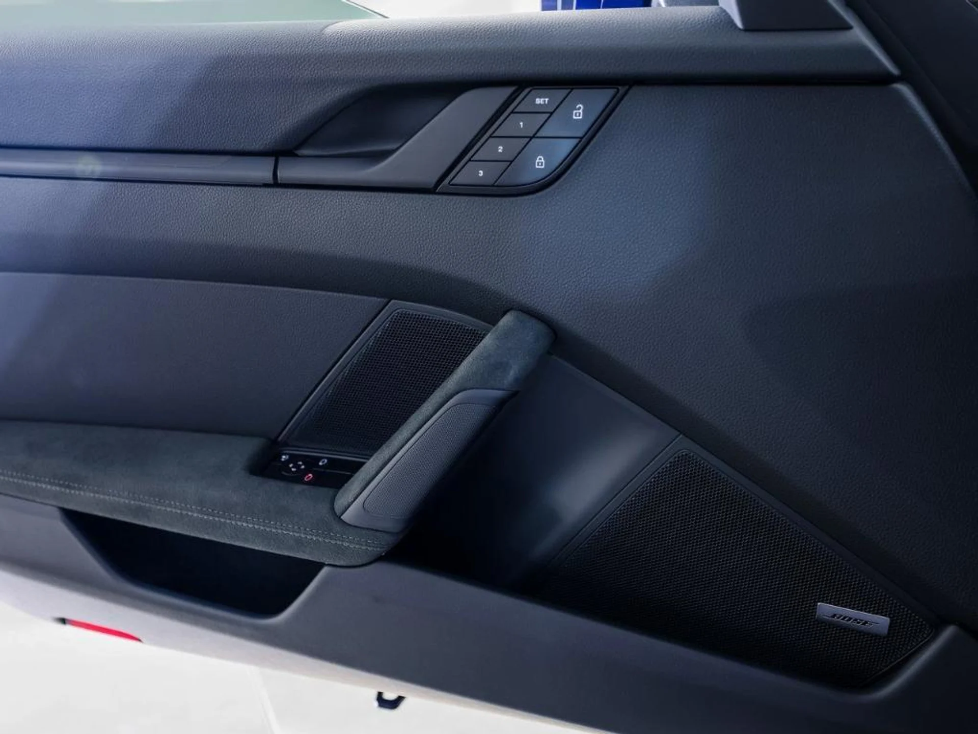 mph022_2186268336_w_YY_2b4k_F3hzvf_Si4_LV_Kb_Z_Xj2_Zr_M_231355df0a