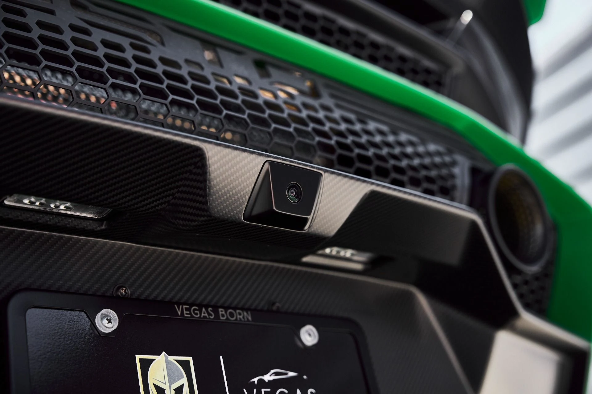 mph022_2187421771_Used_2022_Lamborghini_Huracan_STO_Base_1774488373_de37d40539