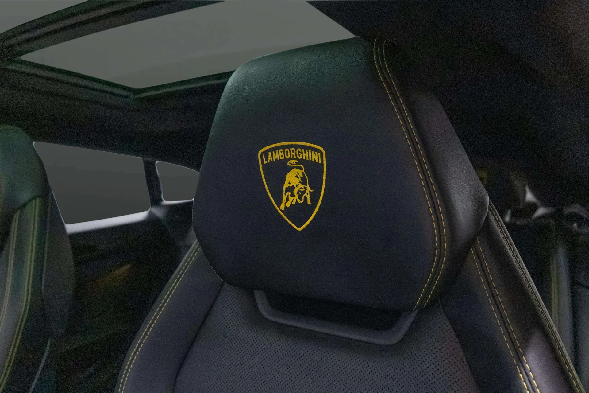 mph022_2193975713_a0e56ec2_8fe0_455d_9d01_748051b9e3e7_202320_Lamborghini20_Urus20_S2028_ZPBCB_3_ZL_4_PLA_2366129_23_32e4a368cc