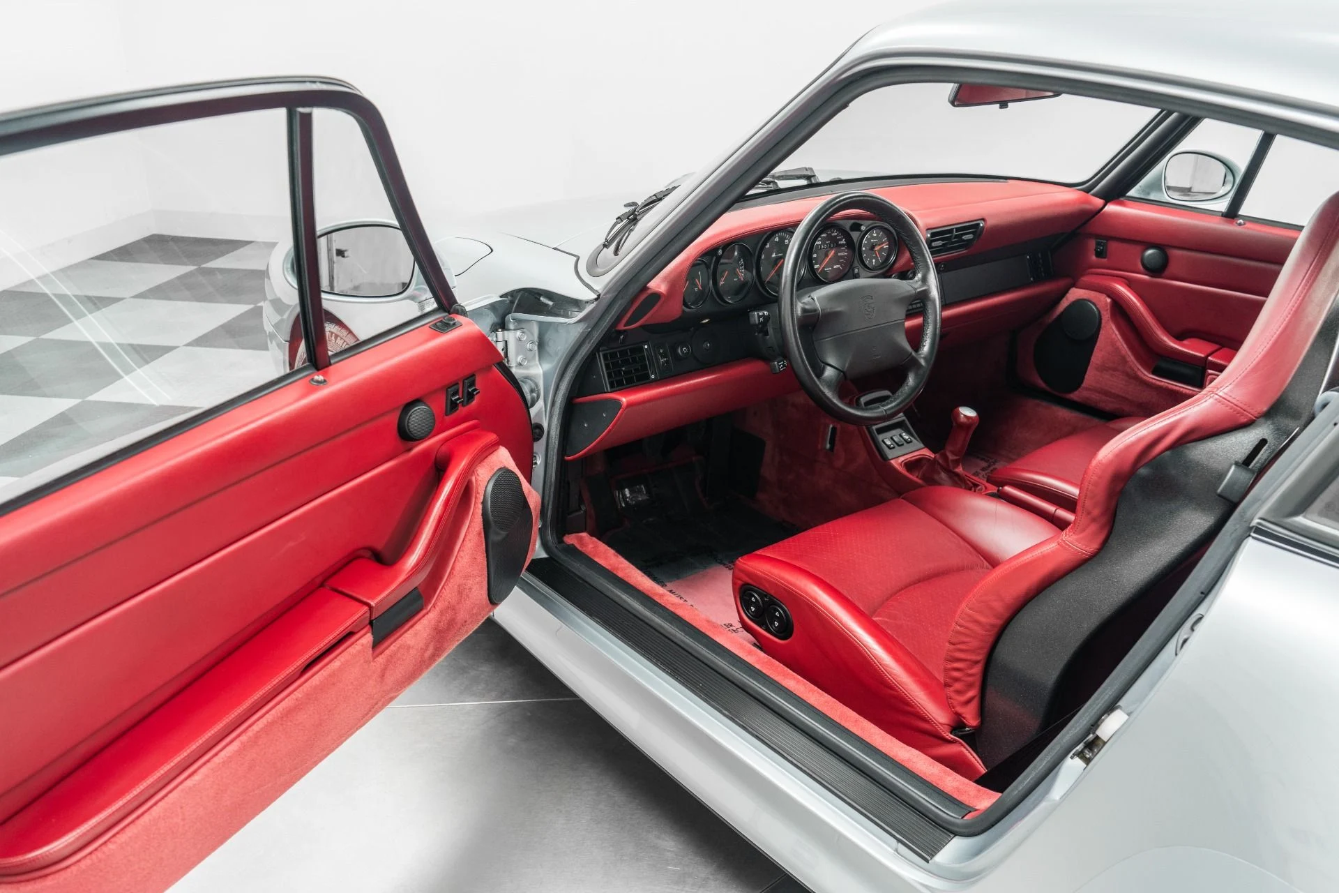 mph022_2201329263_Used_1996_Porsche_911_Carrera_4_S_Ro_W_Spec_Car_From_Italy_Porsche_PPS_Excellent_Condition_1774029333_da0a2db7be