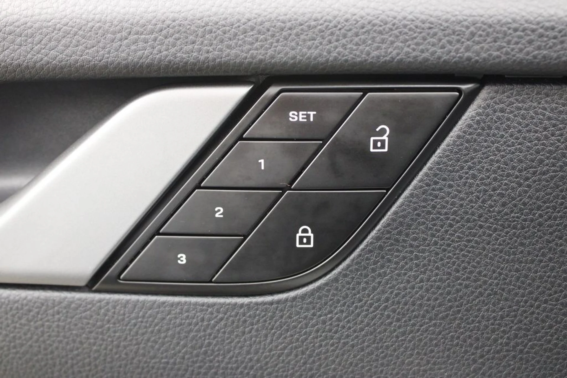 mph022_2202481216_69976eeeb608d893764184ccecfed502x_91f06cec0c