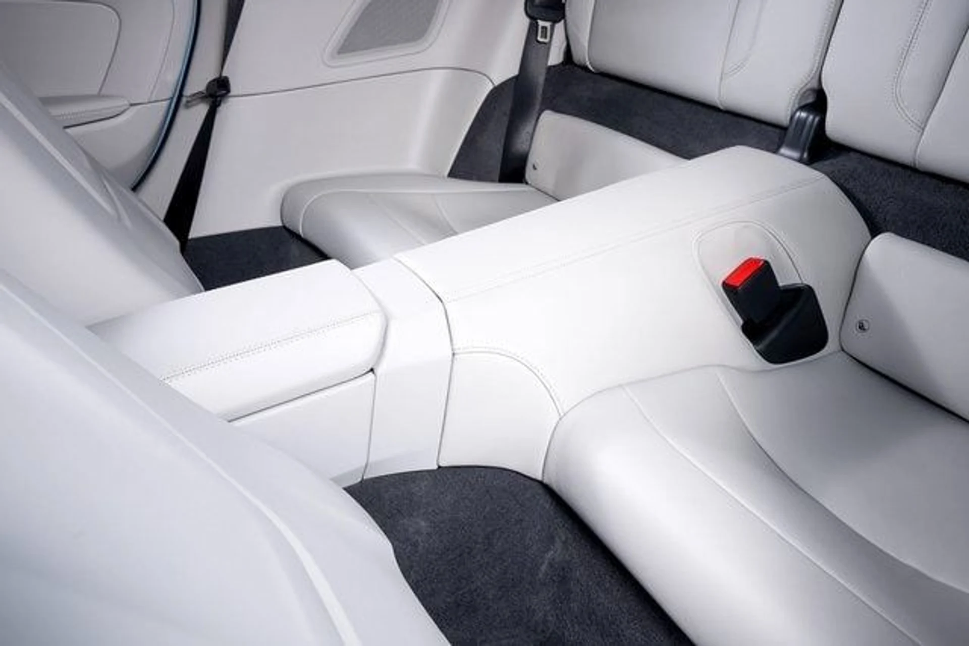 mph022_2208510554_6a3aee0f96ec13abbf62d02d6bce2a3bx_1f14d63799