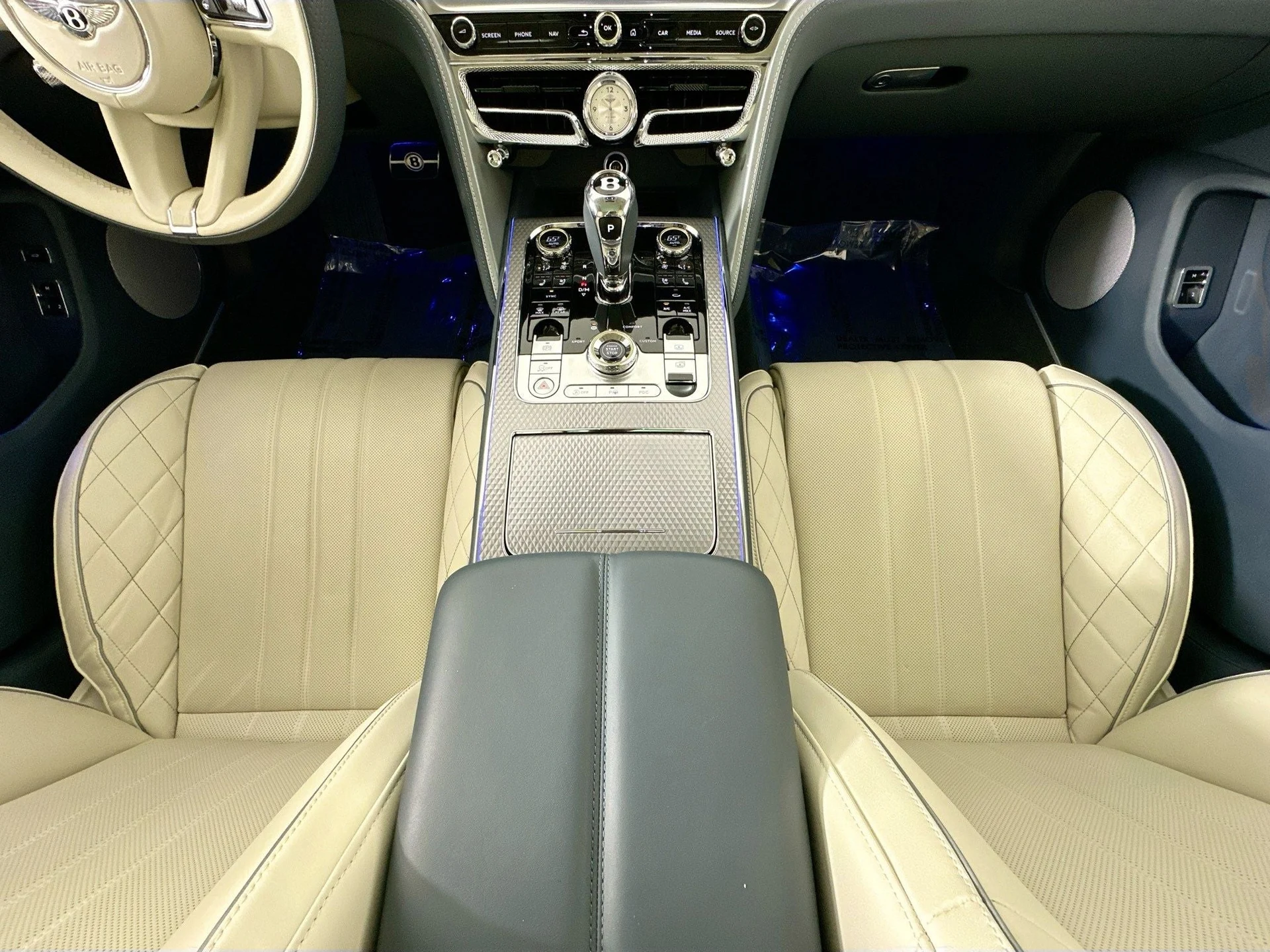 mph022_2211115910_23_8fbad7645d