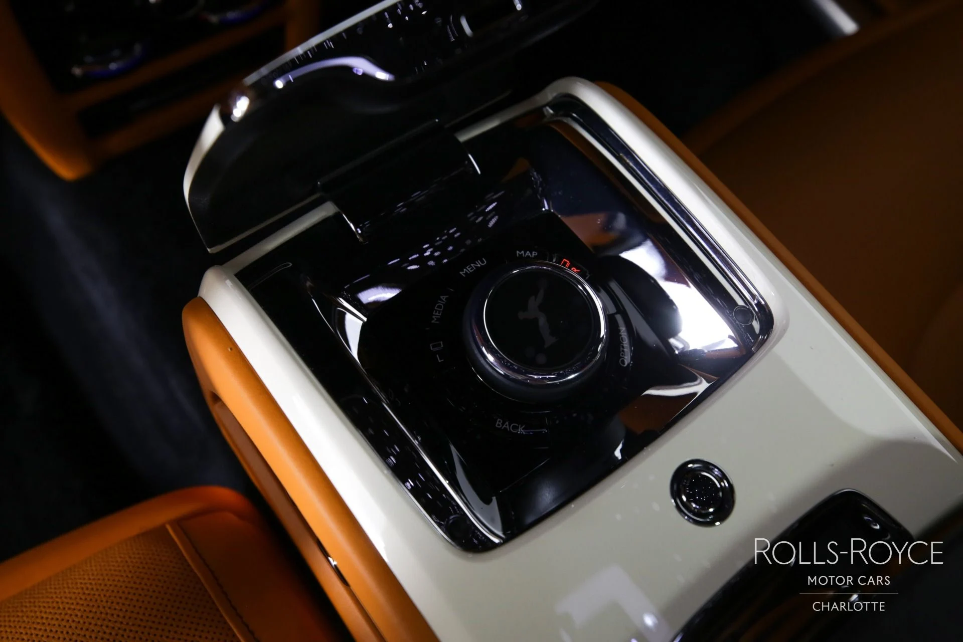 mph022_2215120895_Used_2021_Rolls_Royce_Ghost_1738596295_0029c1f878