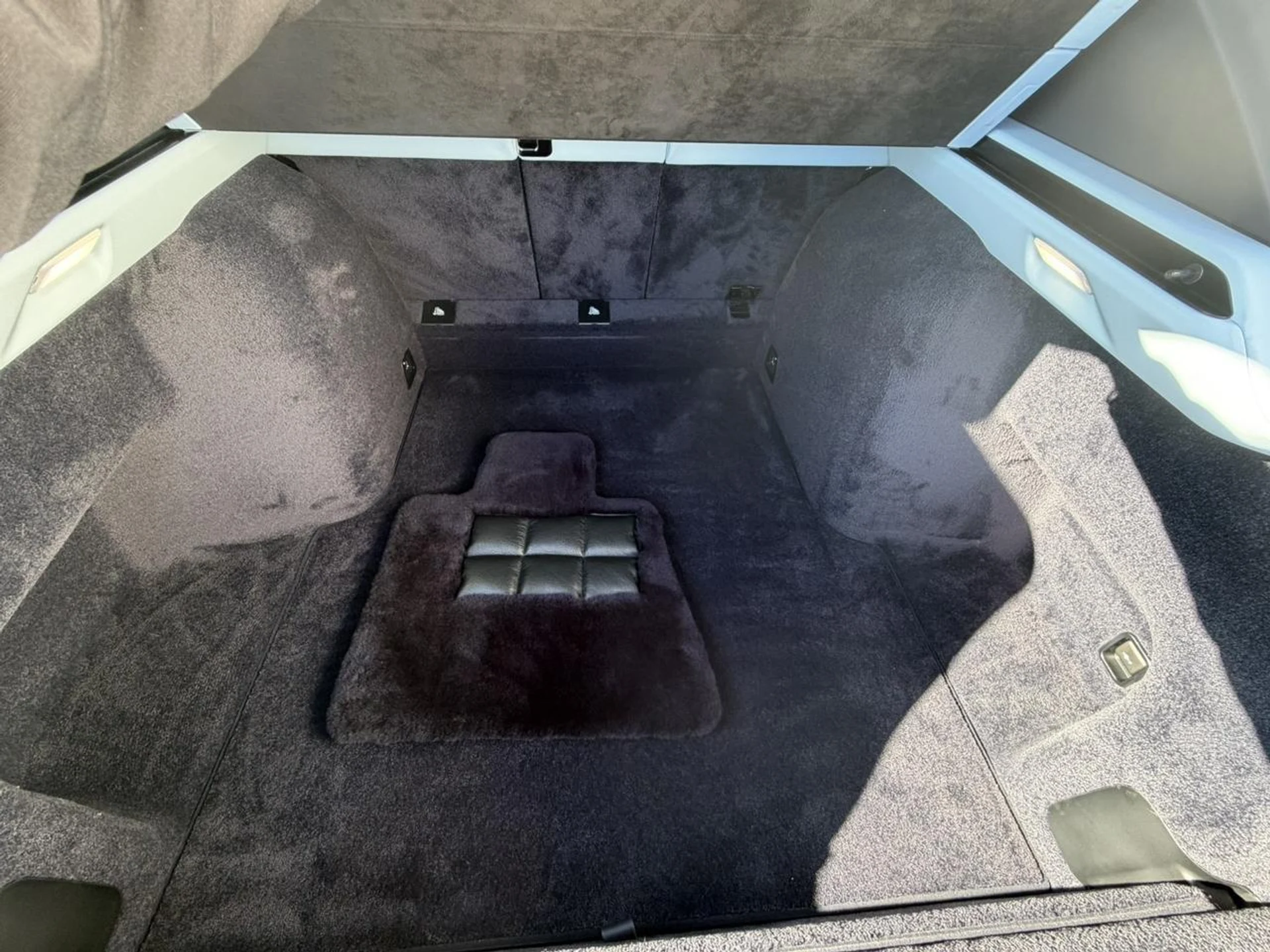 mph022_221651964_4b9f92a1705c2229552a8f3d36006065_a6f97e6204