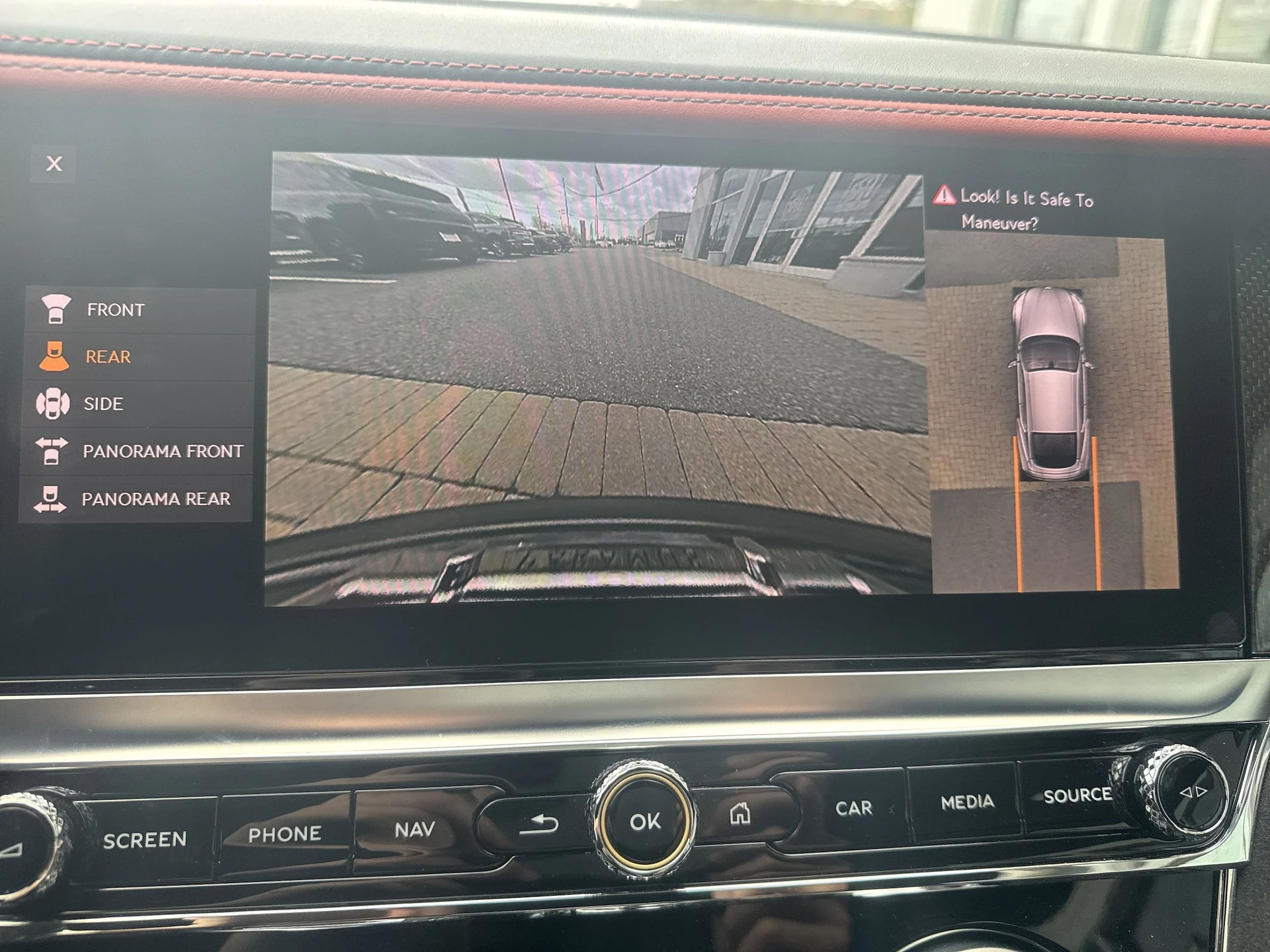 mph022_2219887449_02178887743ee4f01df4df13f24c7306x_4d48bb409f