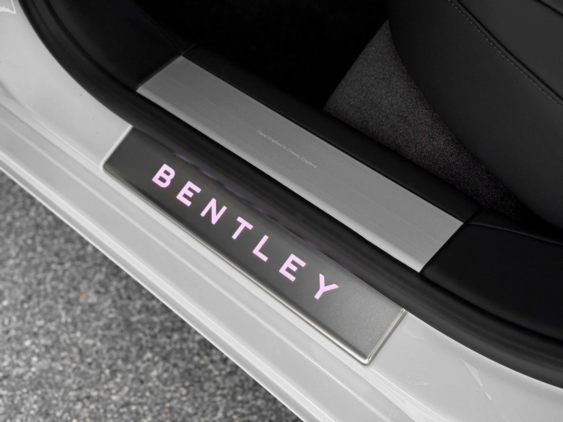 mph022_2220627849_755a2f17d4de222b2557a1467e72ef37x_965cd32816