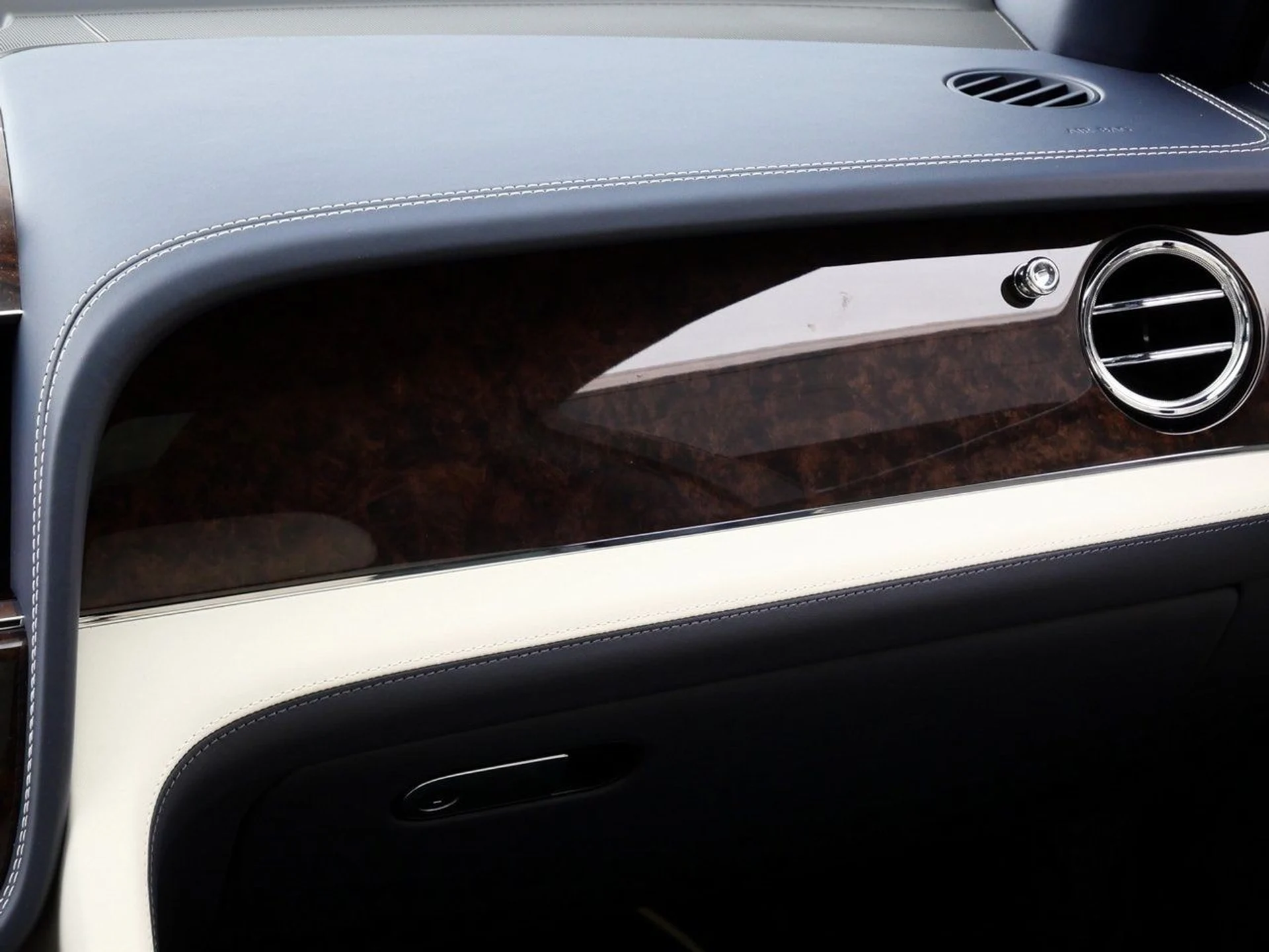 mph022_2225937969_8d2013d0e6cdefa42a77390b33a8183ax_96b9bb2a83