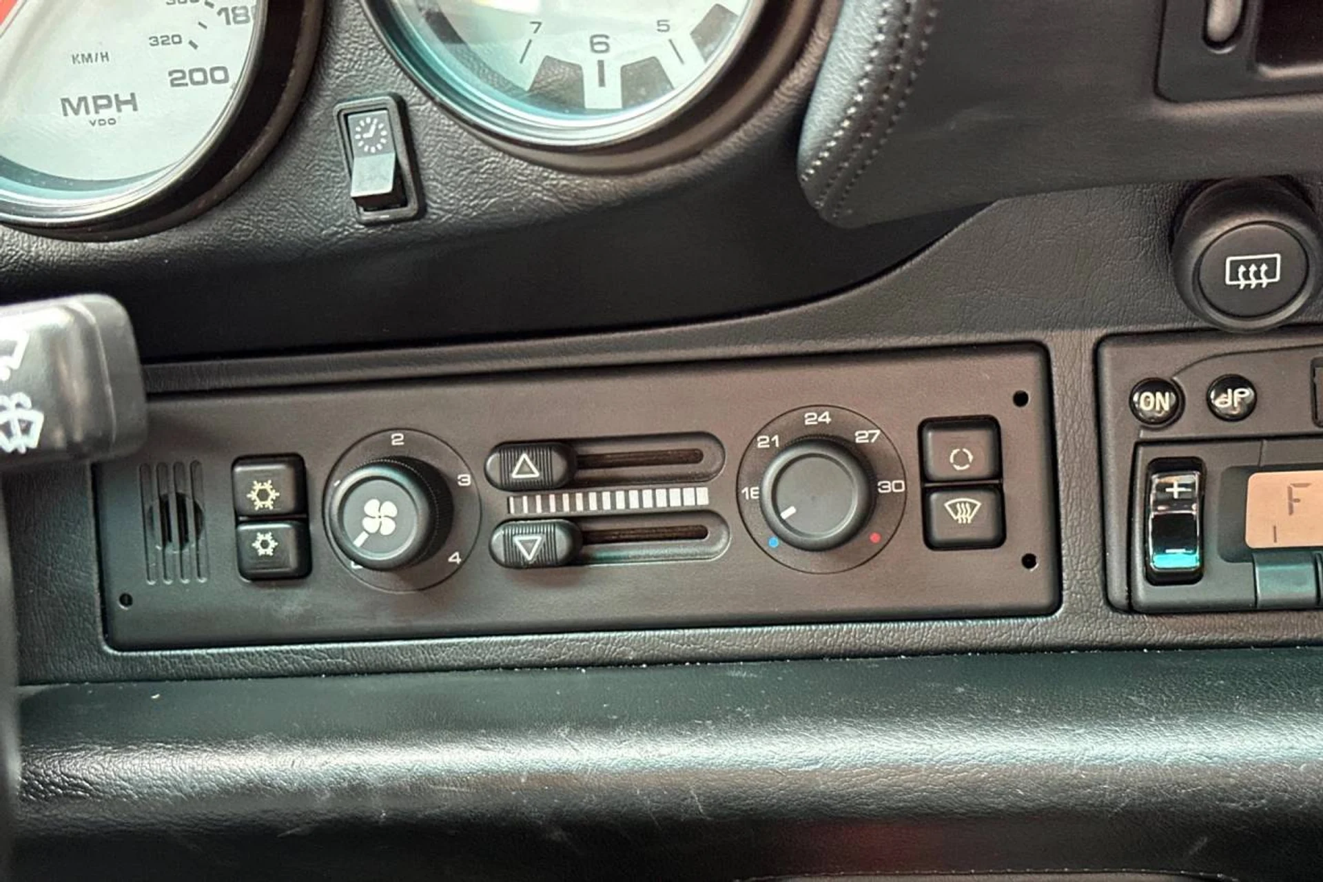 mph022_222688004_1280_1429dacf46